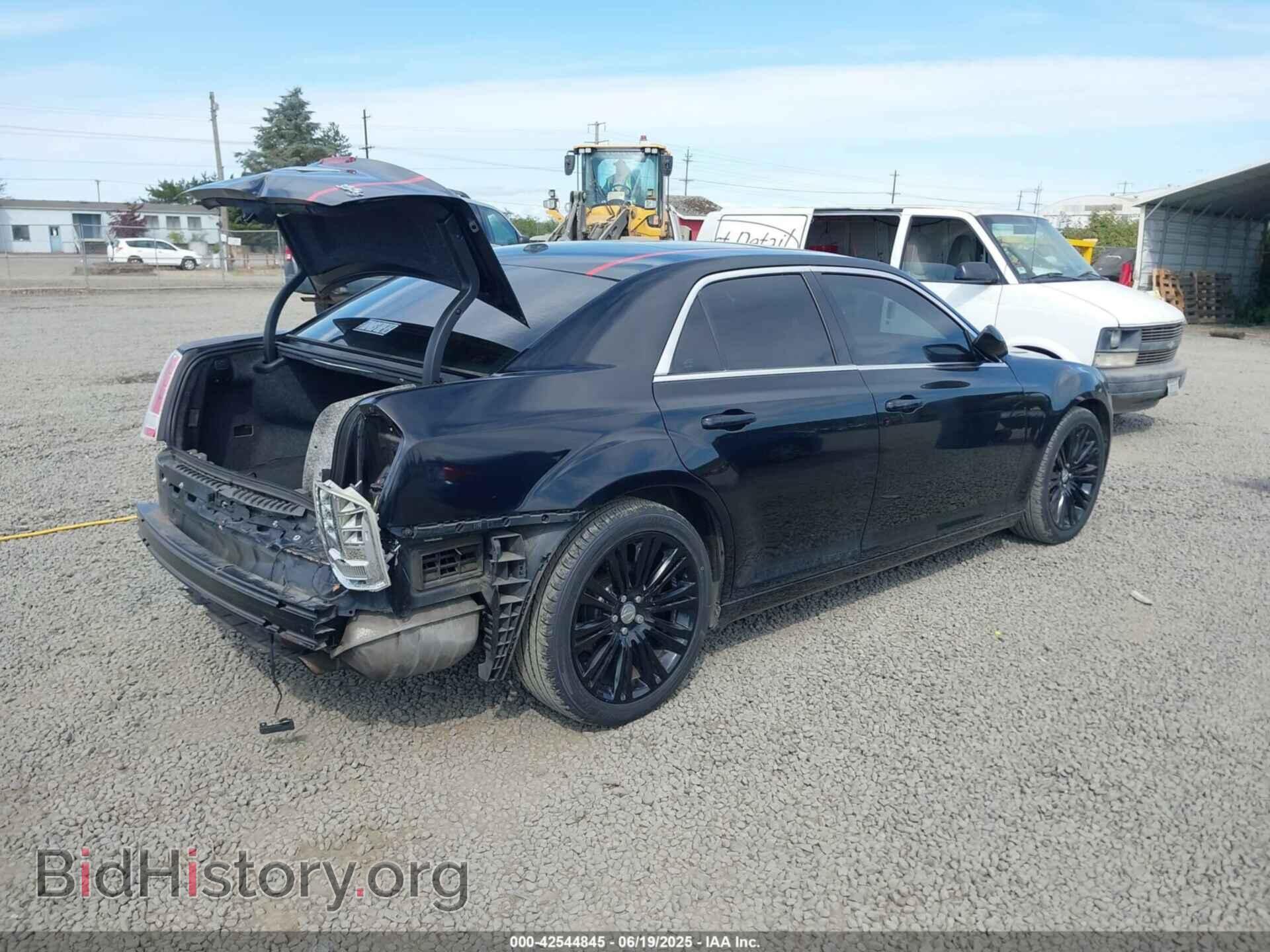 2013 CHRYSLER 300 - VIN: 2C3CCABG6DH718453 - Фото 4