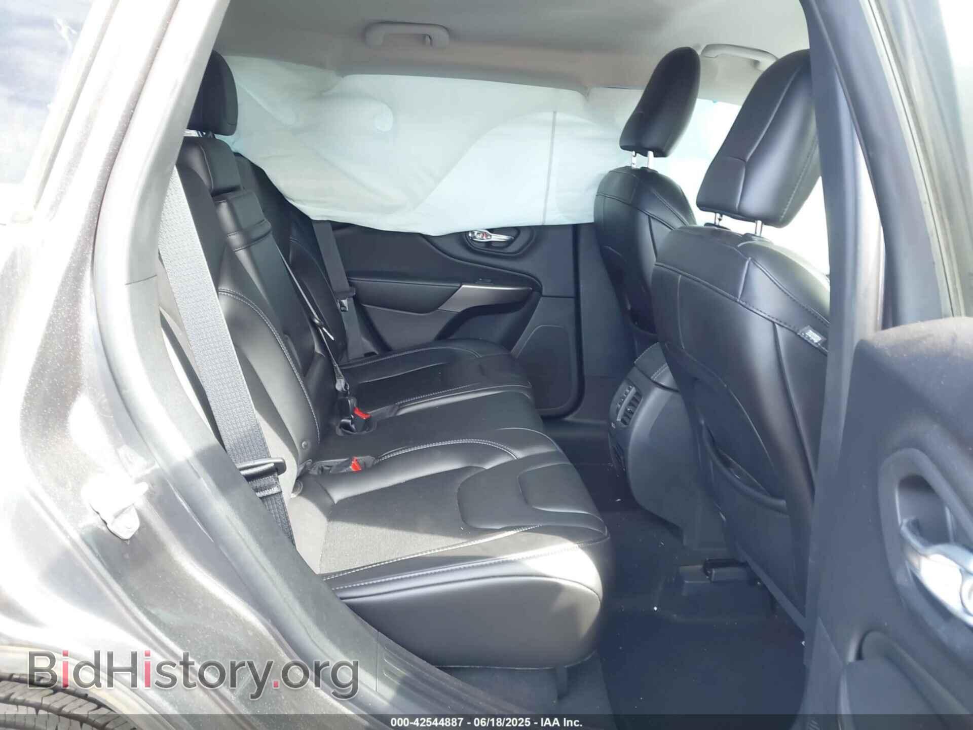 2019 JEEP CHEROKEE - VIN: 1C4PJLLB7KD301578 - Фото 8