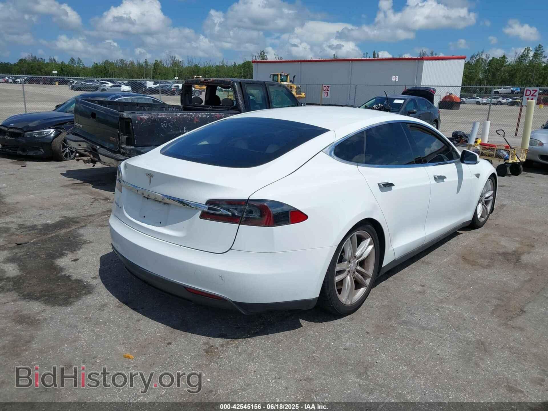 2013 TESLA MODEL S - VIN: 5YJSA1AC8DFP10260 - Photo 4
