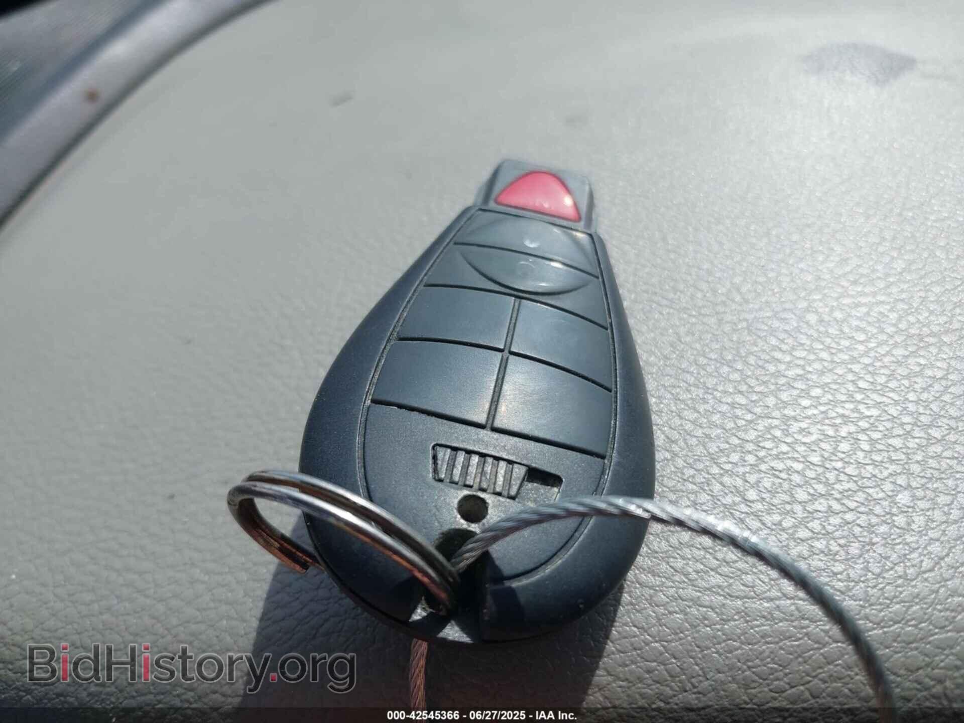 2010 DODGE RAM 1500 - VIN: 1D7RV1CT3AS218417 - Фото 11