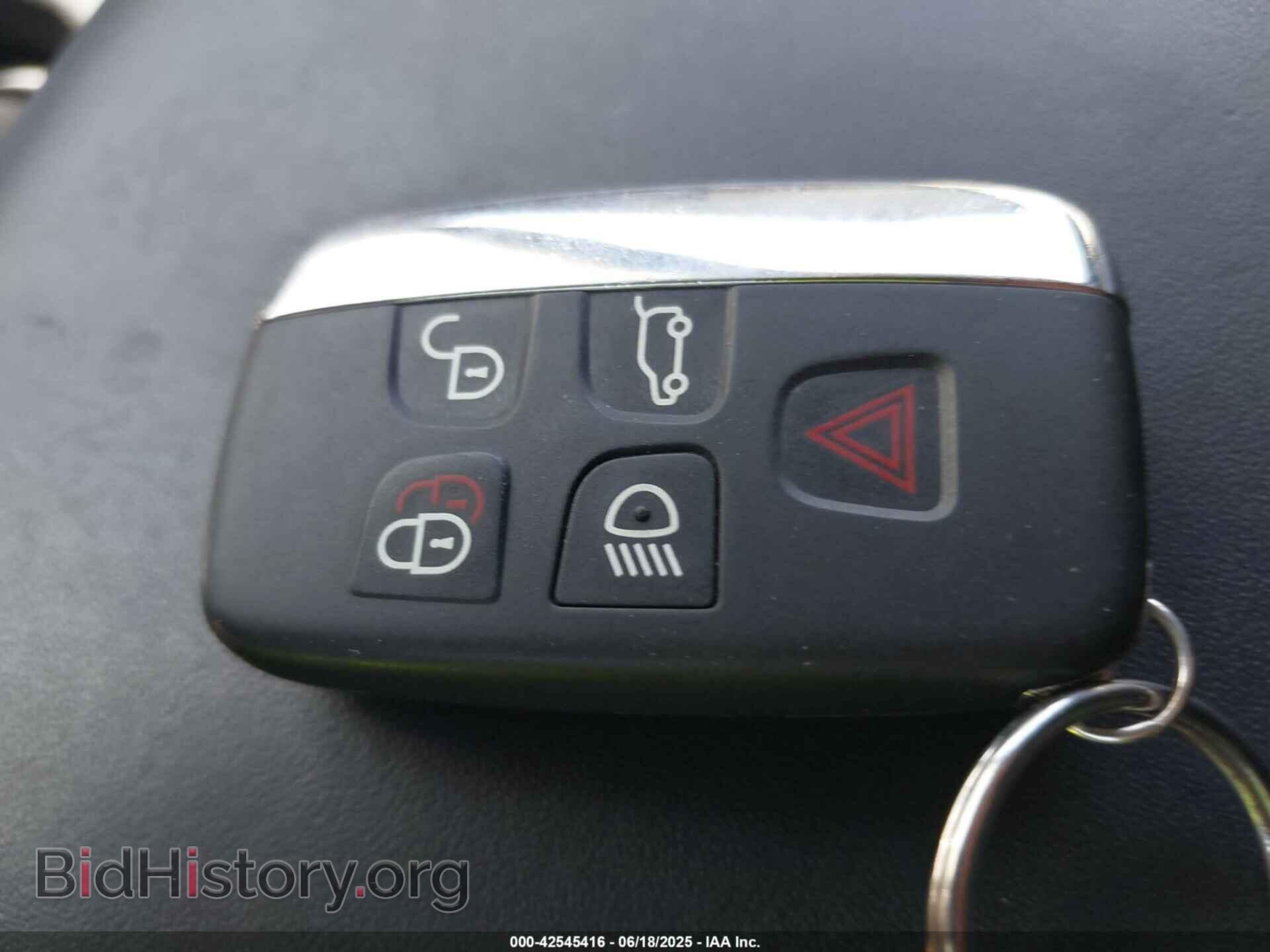 2017 LAND ROVER DISCOVERY - VIN: SALRHBBV0HA040193 - Фото 11