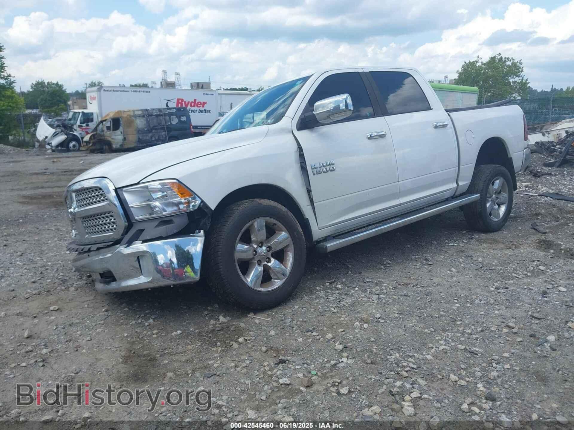2016 RAM 1500 - VIN: 1C6RR7LT0GS154810 - Фото 2