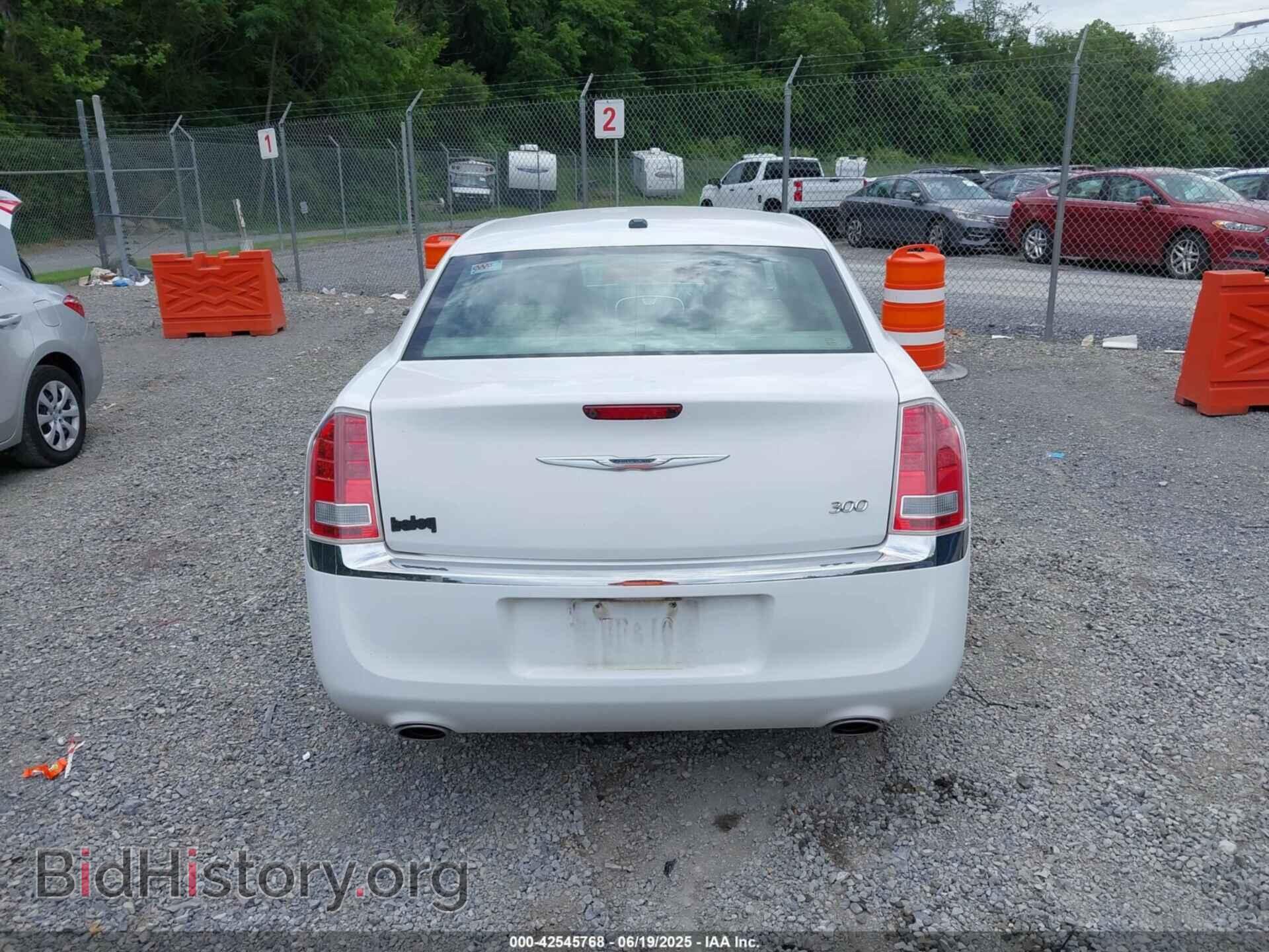 2014 CHRYSLER 300 - VIN: 2C3CCAAG9EH278358 - Фото 16