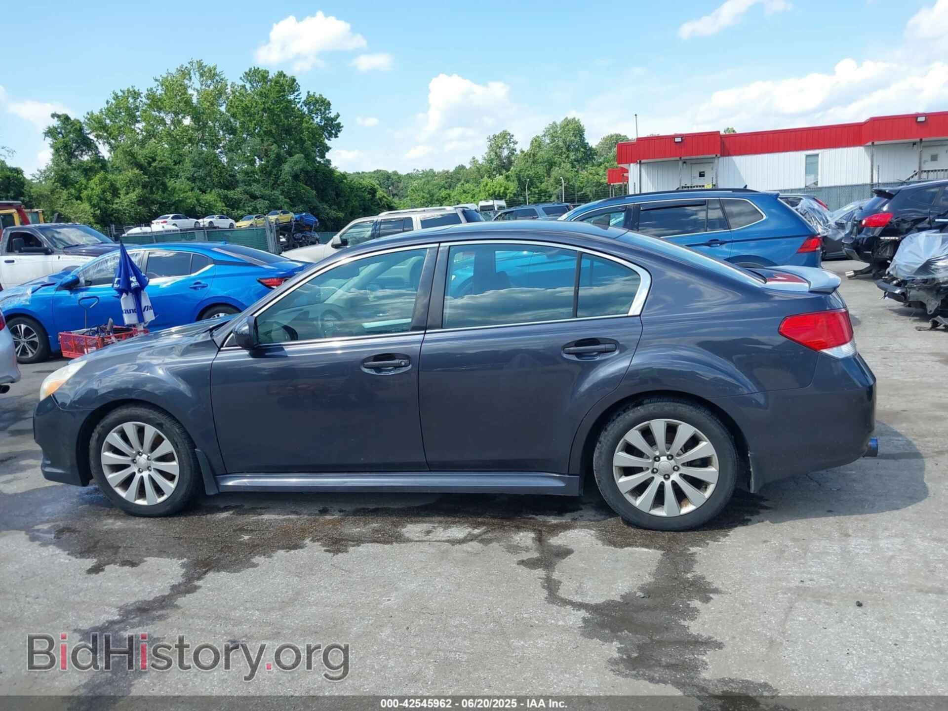 2011 SUBARU LEGACY - VIN: 4S3BMDH66B2255496 - Фото 14