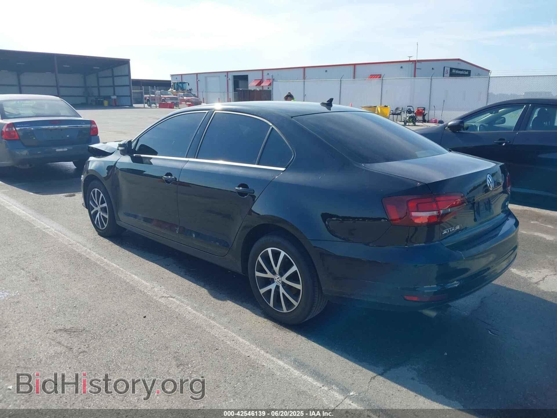 2017 VOLKSWAGEN JETTA - VIN: 3VWDB7AJ7HM399345 - Photo 3