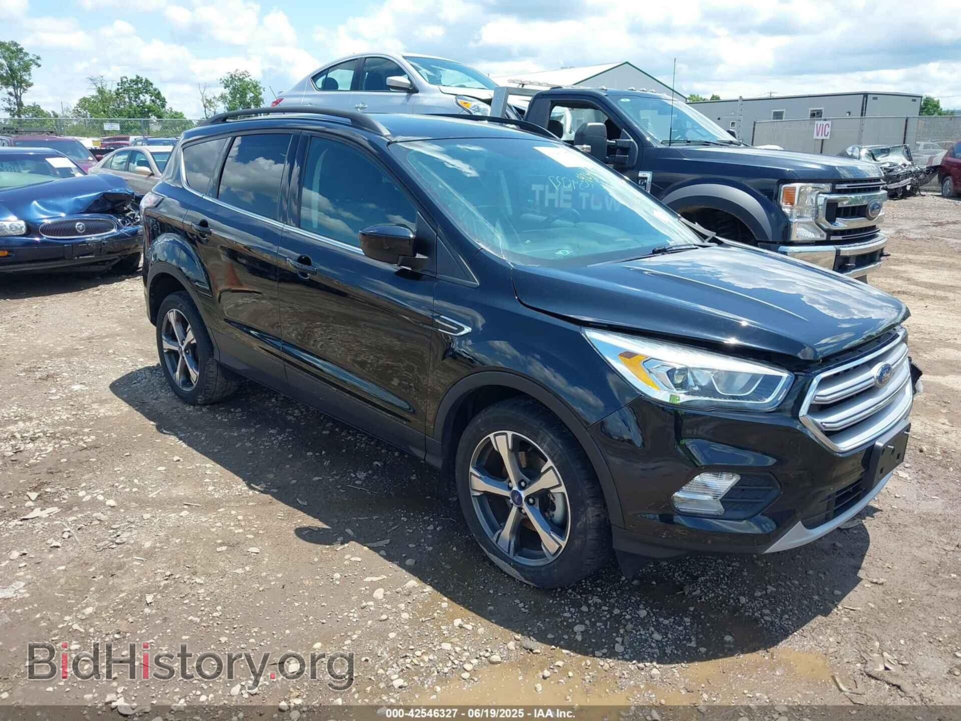 Фотография 1FMCU0GD4HUA21640 - FORD ESCAPE 2017