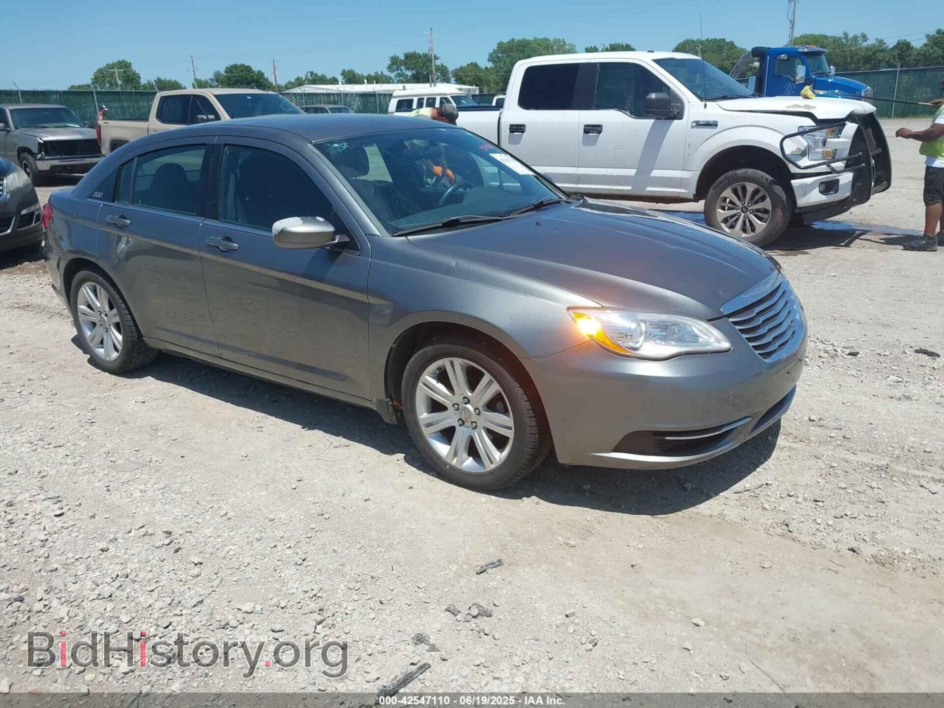 Photo 1C3CCBAB5DN761586 - CHRYSLER 200 2013