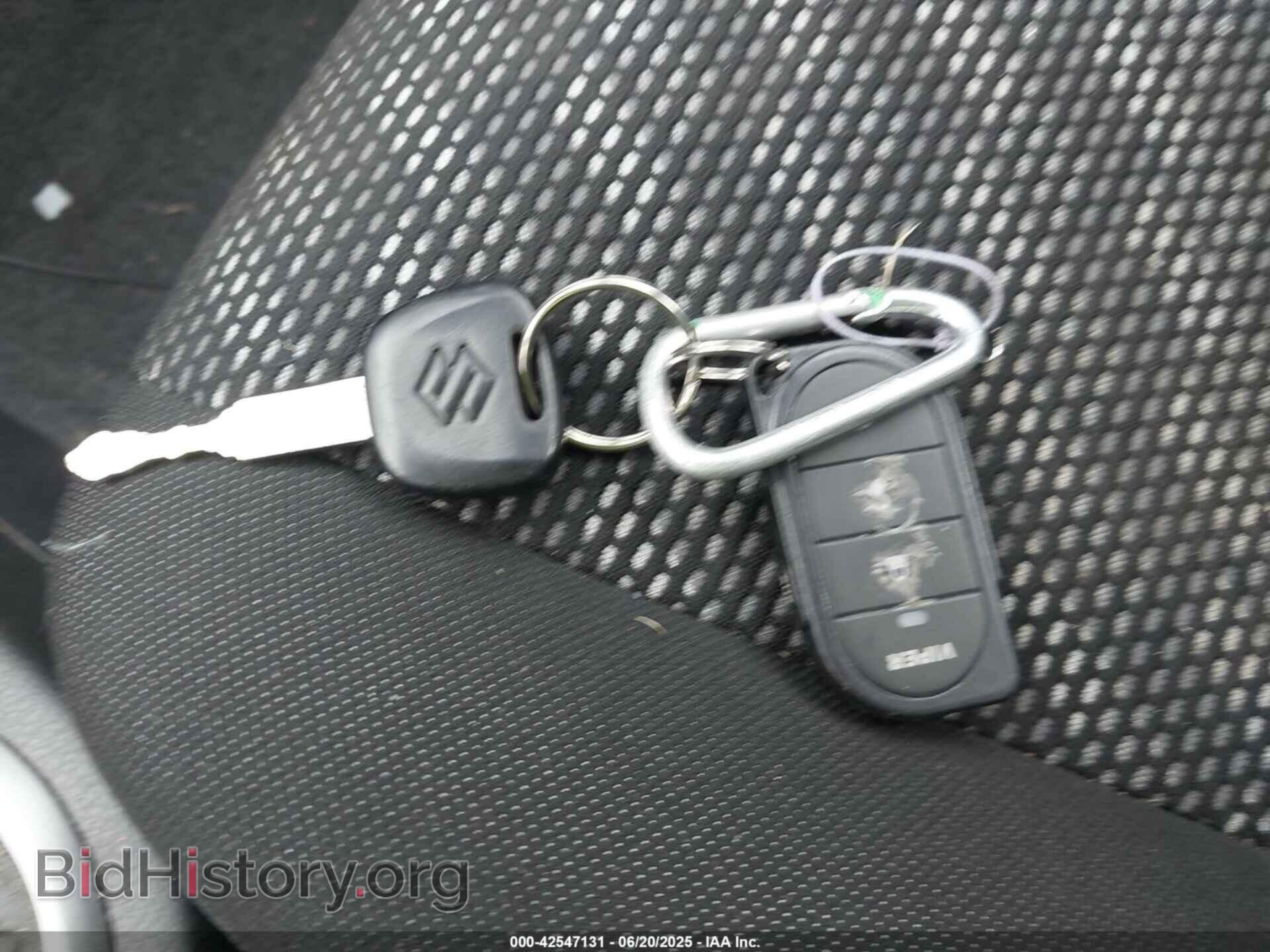 2009 SUZUKI SX4 - VIN: JS2YB413695101465 - Фото 11