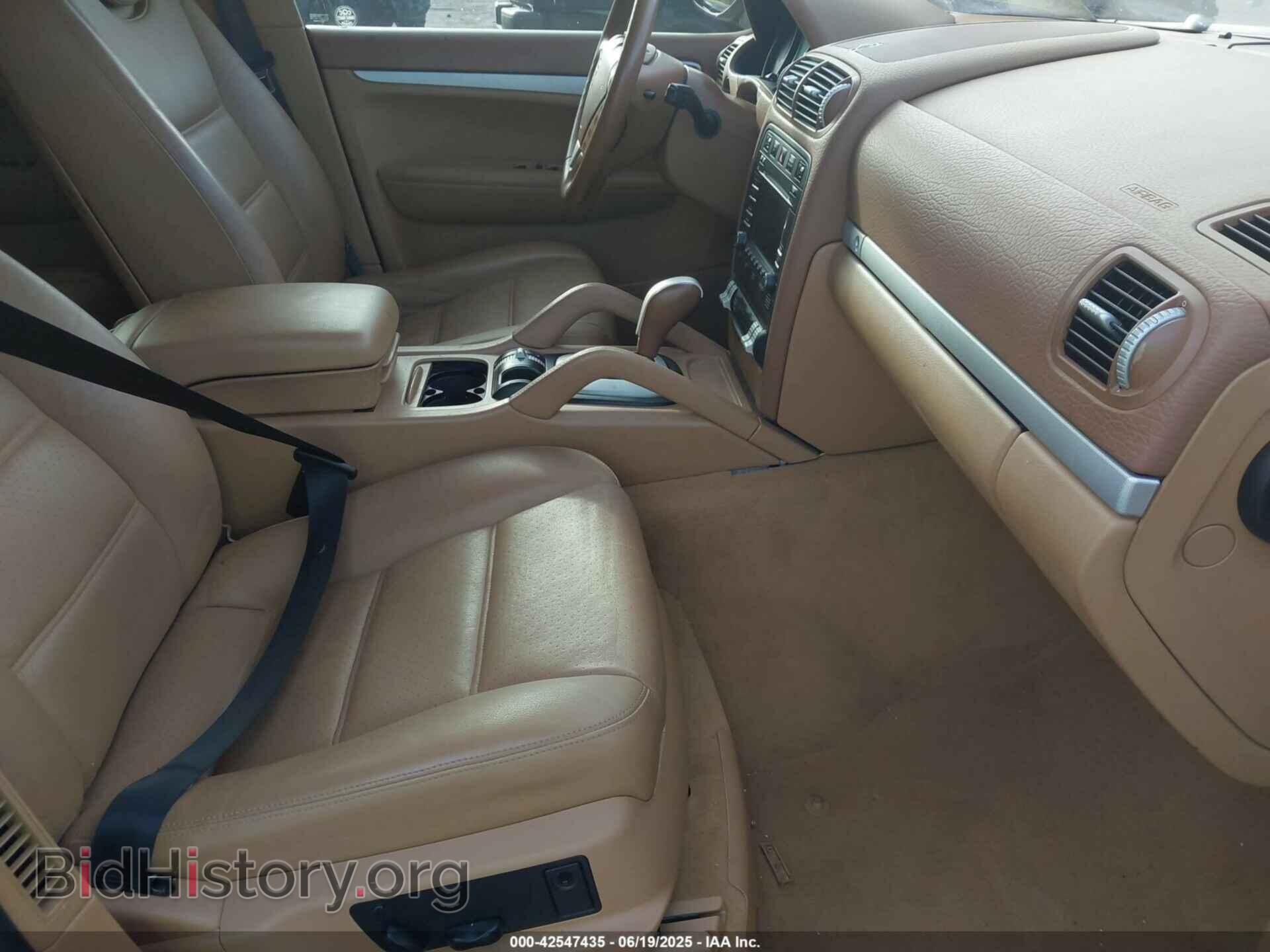 2009 PORSCHE CAYENNE - VIN: WP1AA29P19LA04209 - Фото 5