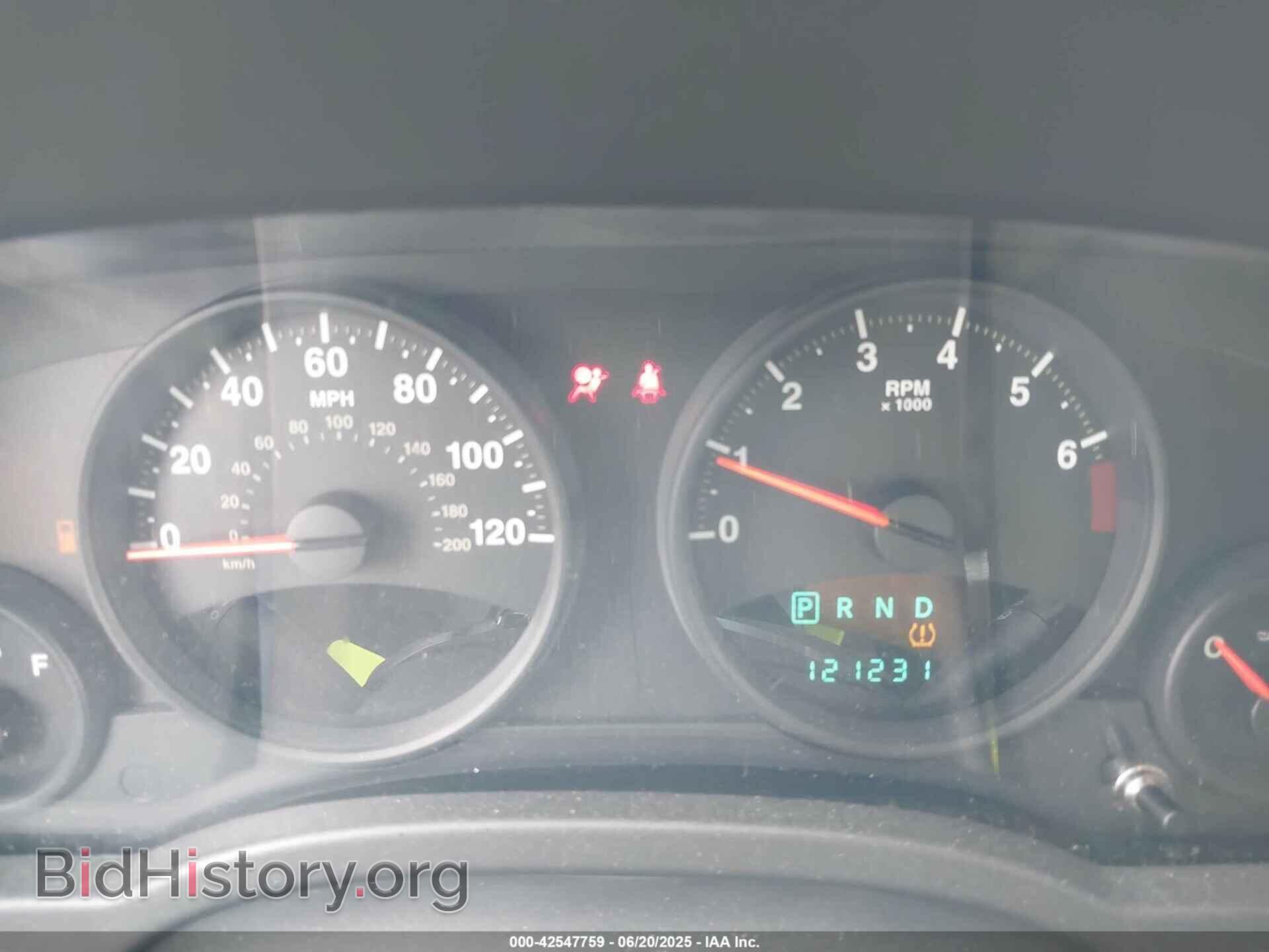 2012 JEEP COMPASS - VIN: 1C4NJDBB7CD588954 - Photo 7