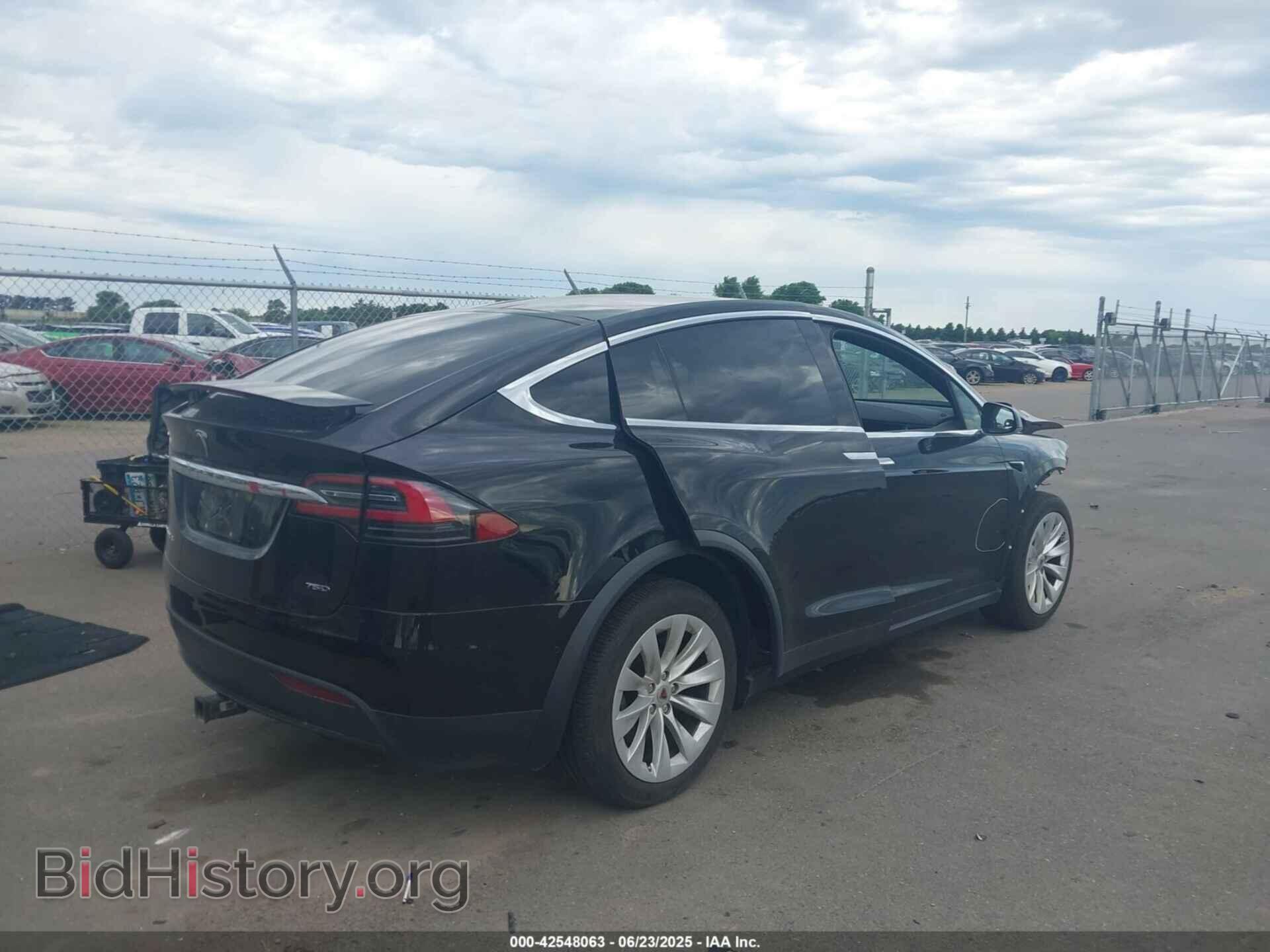 2016 TESLA MODEL X - VIN: 5YJXCDE28GF026302 - Photo 4