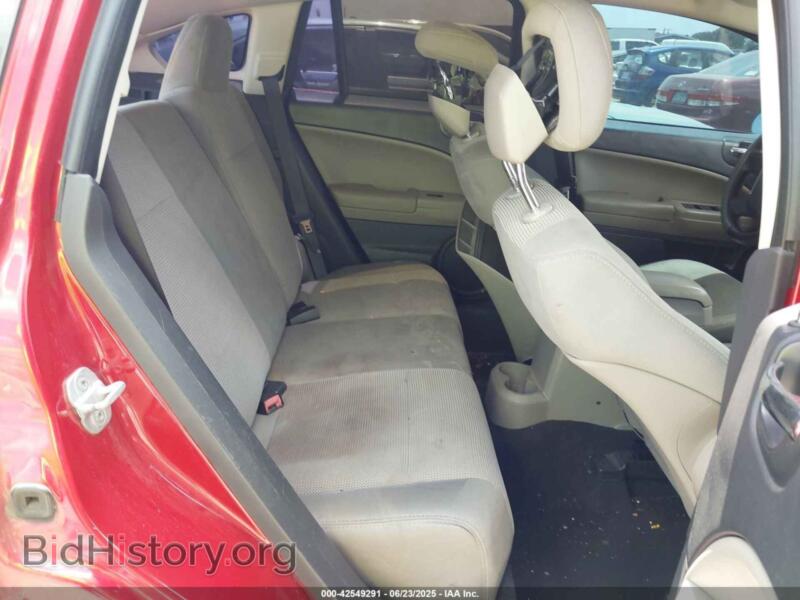 2010 Dodge CALIBER (VIN 1B3CB3HA1AD645953) — photo 8 of 17