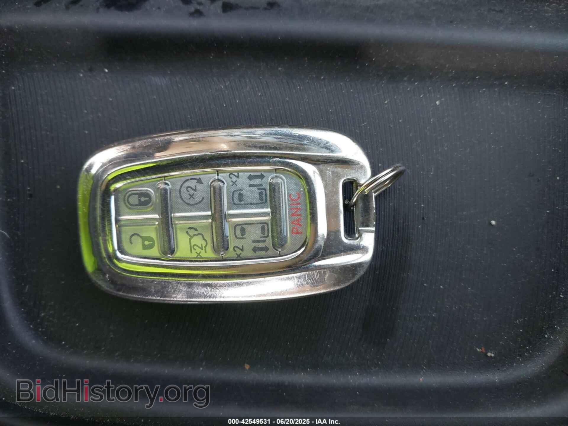 2019 CHRYSLER PACIFICA - VIN: 2C4RC1FG0KR507076 - Фото 11