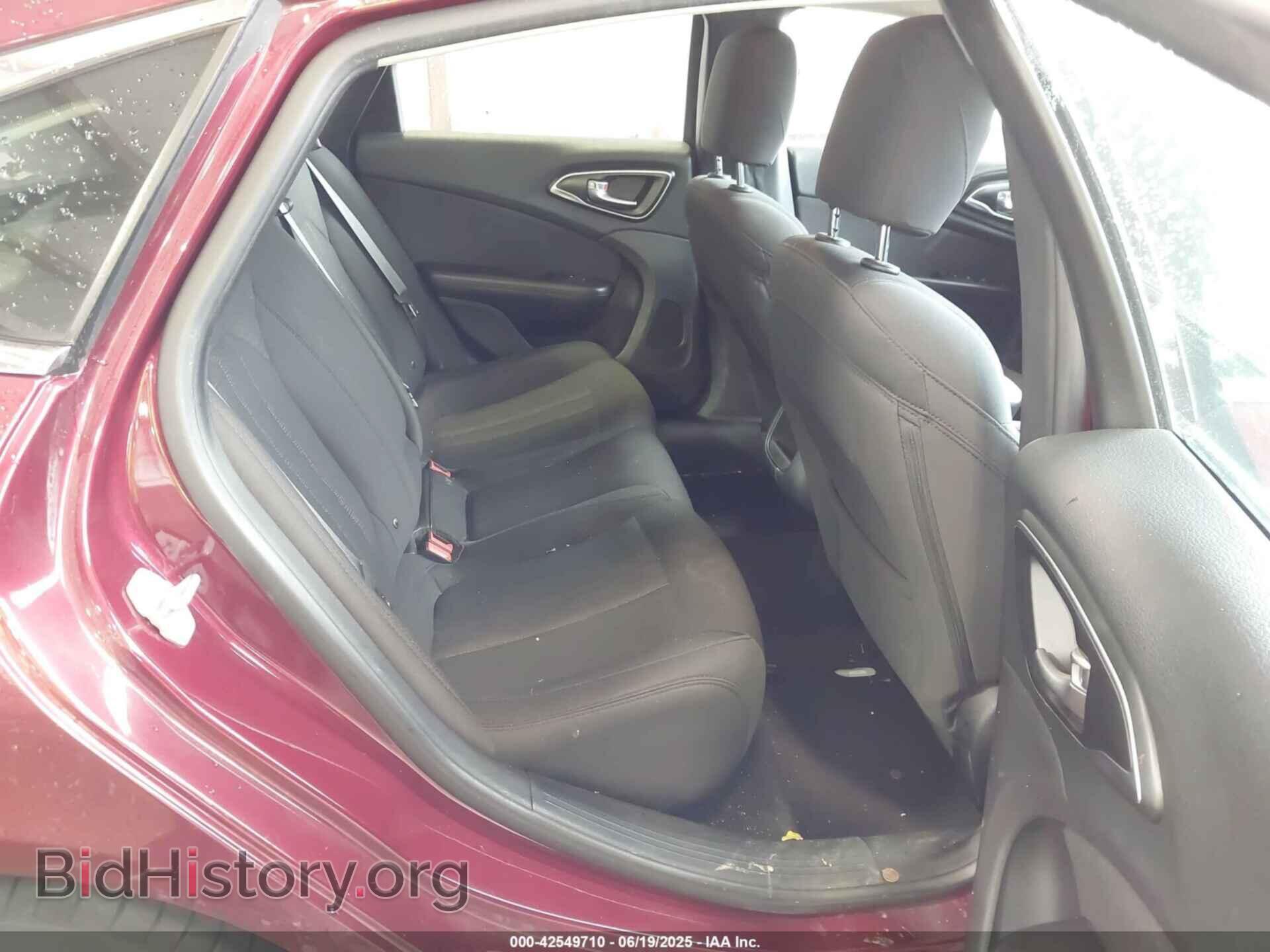 2016 CHRYSLER 200 - VIN: 1C3CCCAB8GN104677 - Фото 8