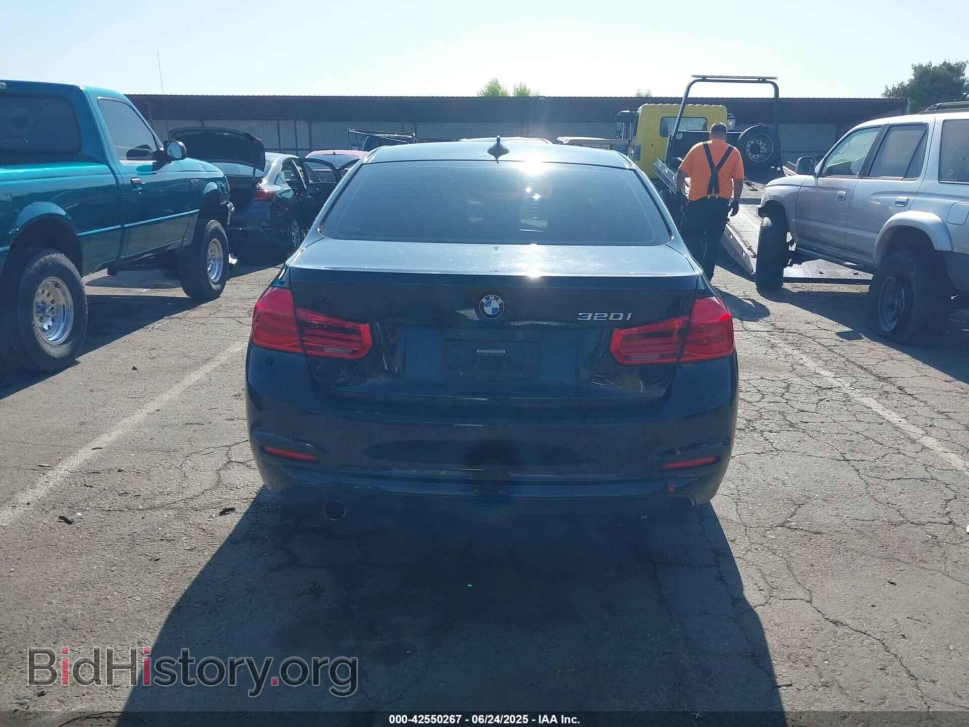2016 BMW 320I - VIN: WBA8E1G57GNU10168 - Photo 17