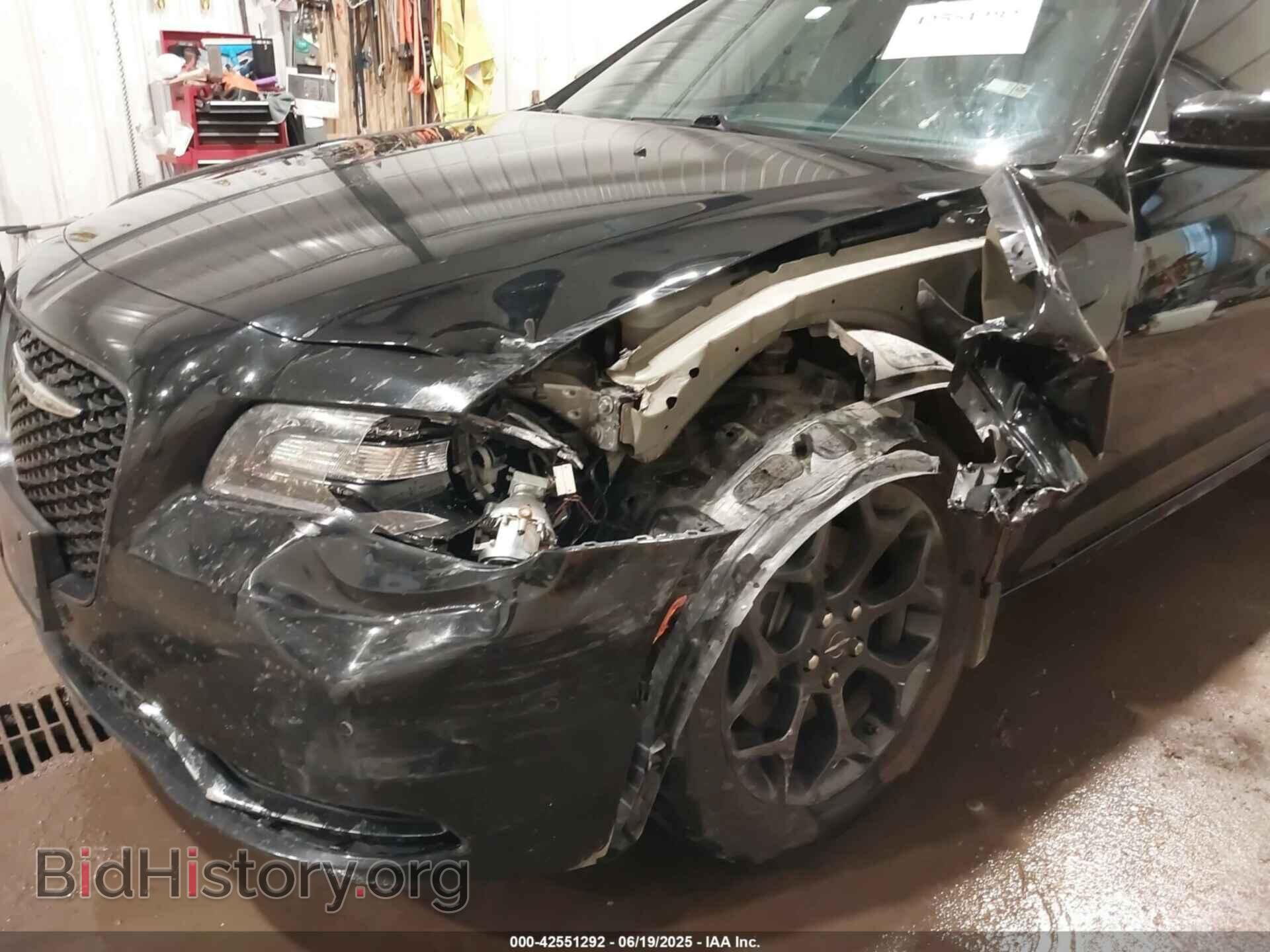 2019 CHRYSLER 300 - VIN: 2C3CCAGG7KH573459 - Фото 6