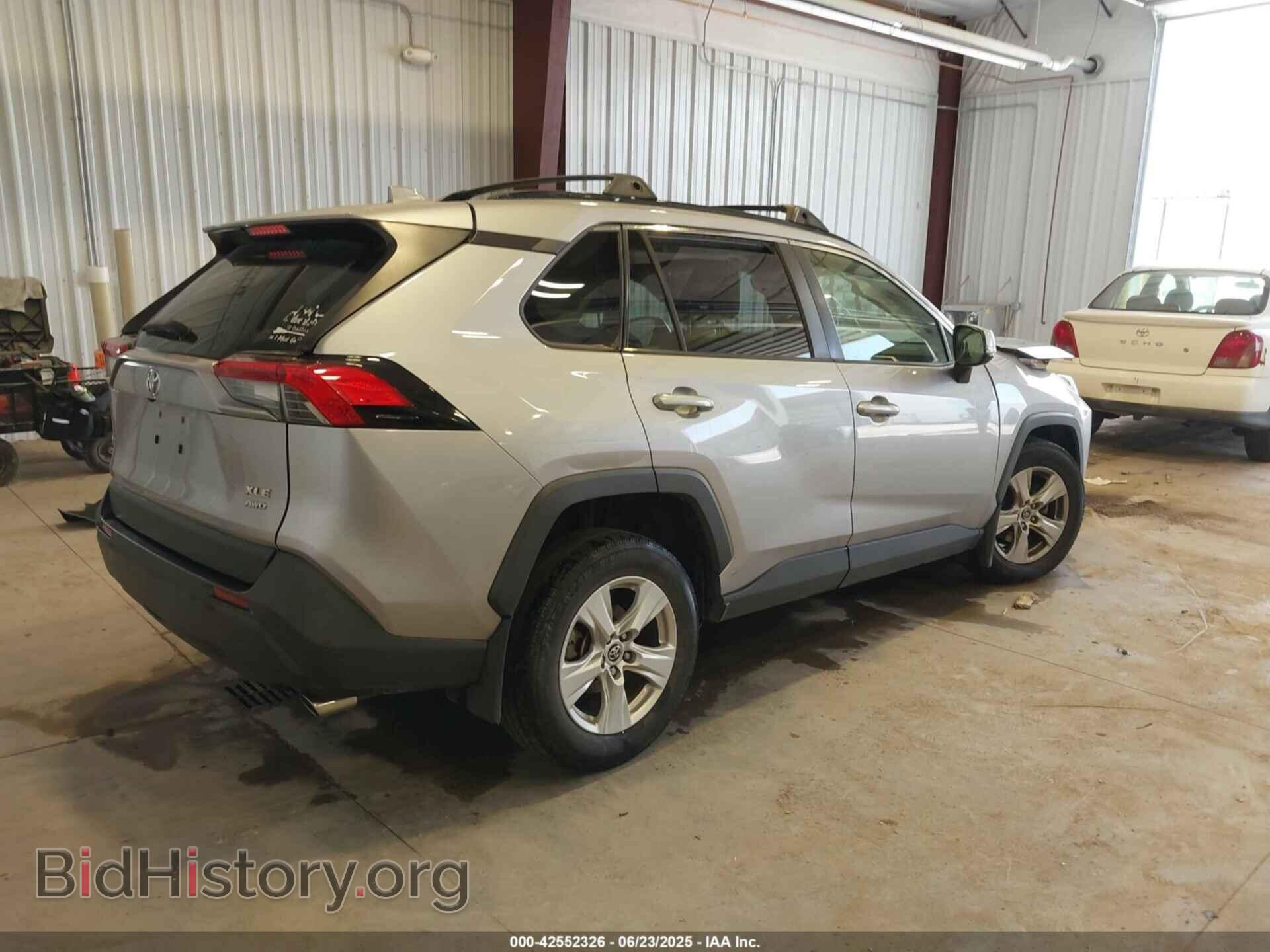 2019 TOYOTA RAV4 - VIN: JTMP1RFV8KD008135 - Фото 4