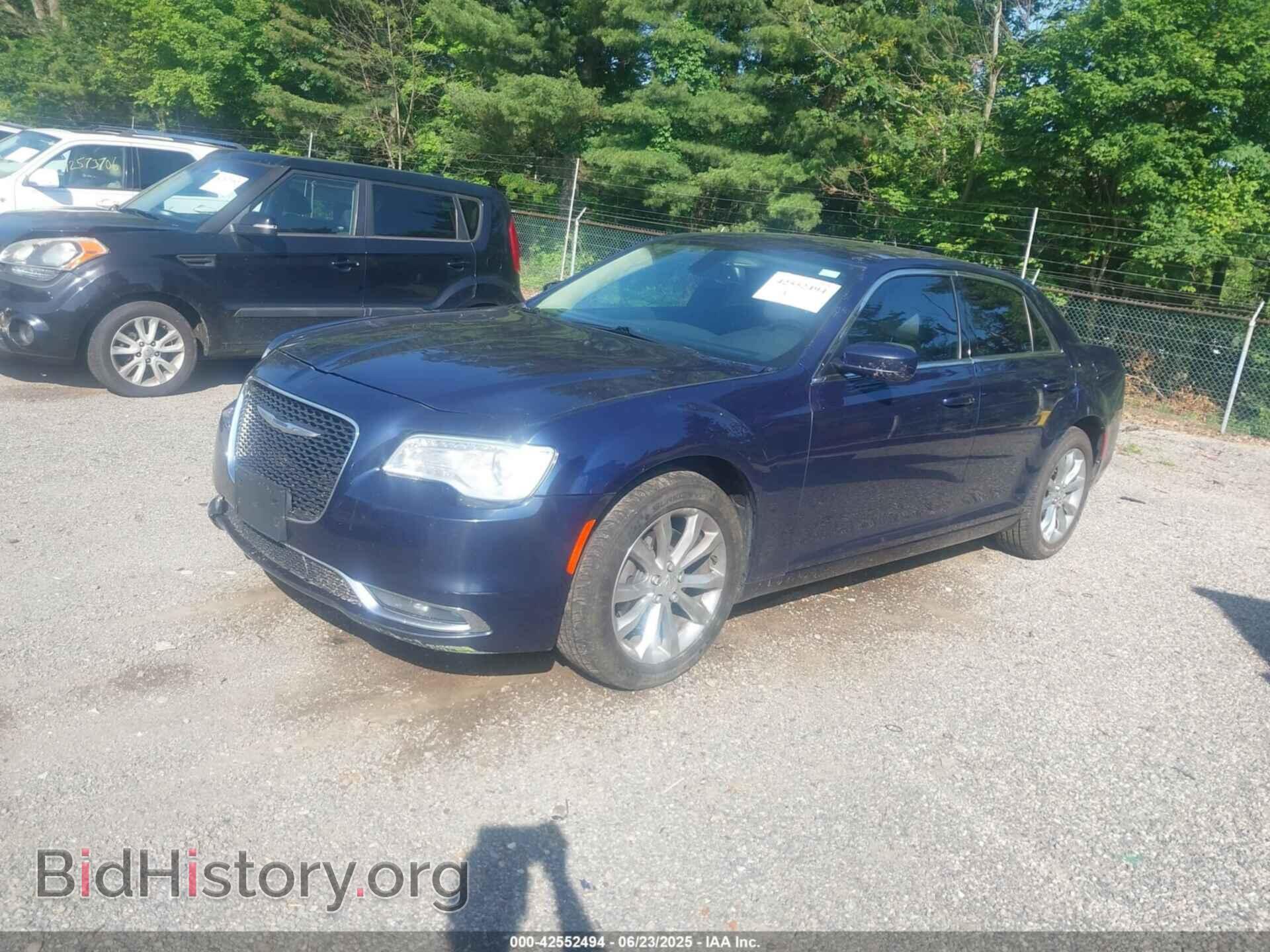 2016 CHRYSLER 300 - VIN: 2C3CCARG4GH270577 - Фото 2