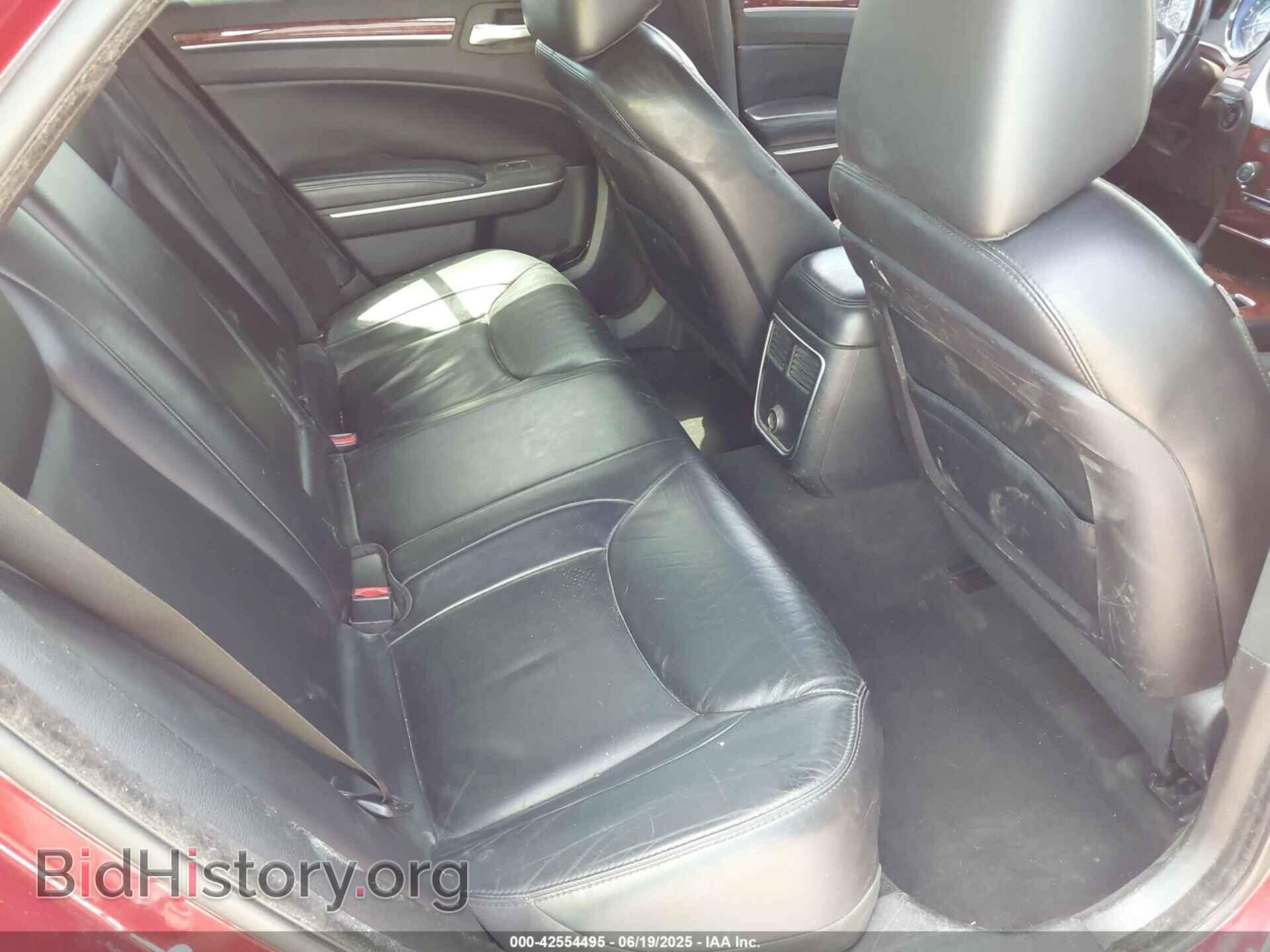 2012 CHRYSLER 300 - VIN: 2C3CCACGXCH132741 - Фото 8