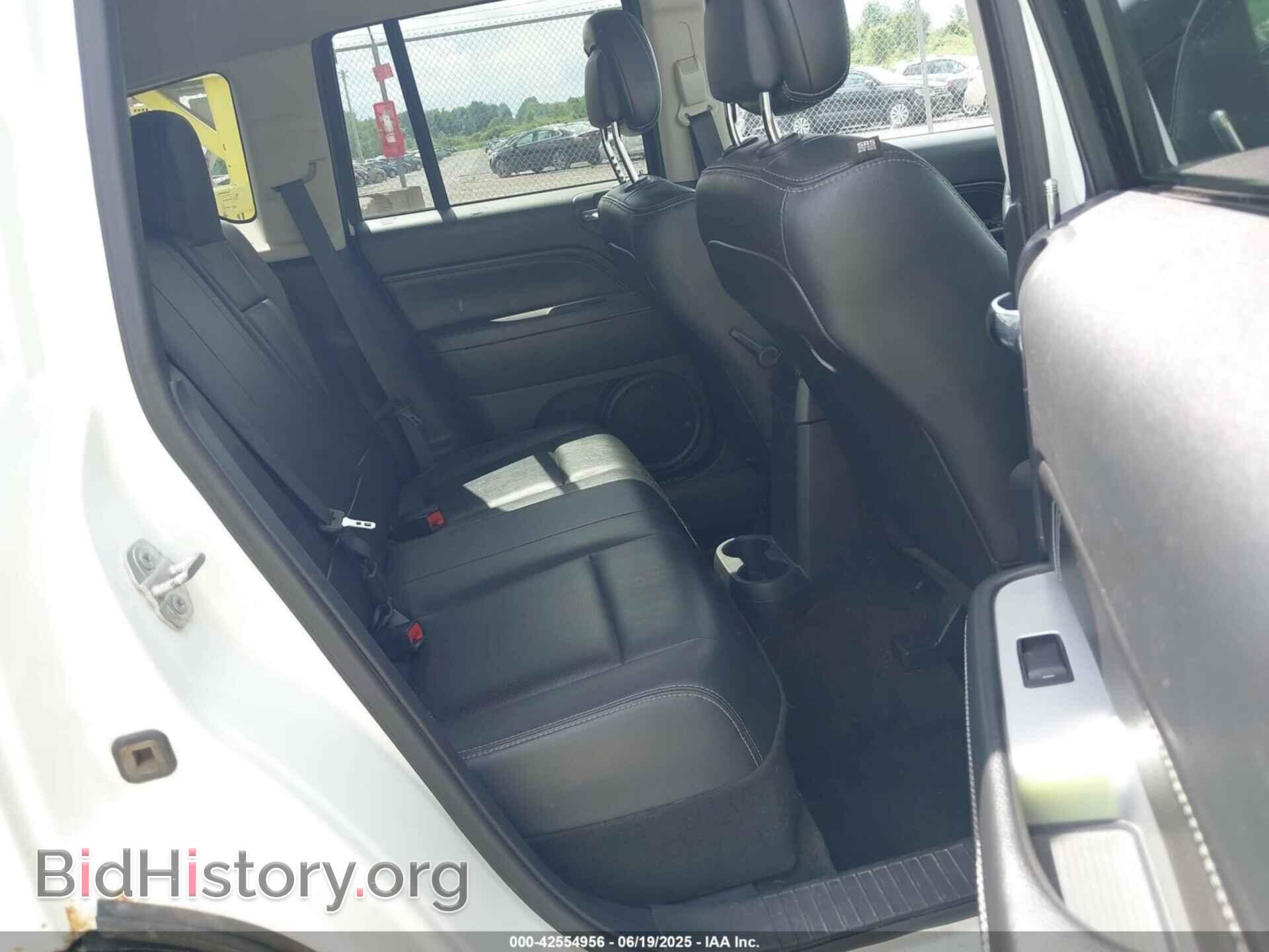 2016 JEEP COMPASS - VIN: 1C4NJDEB0GD558714 - Фото 8