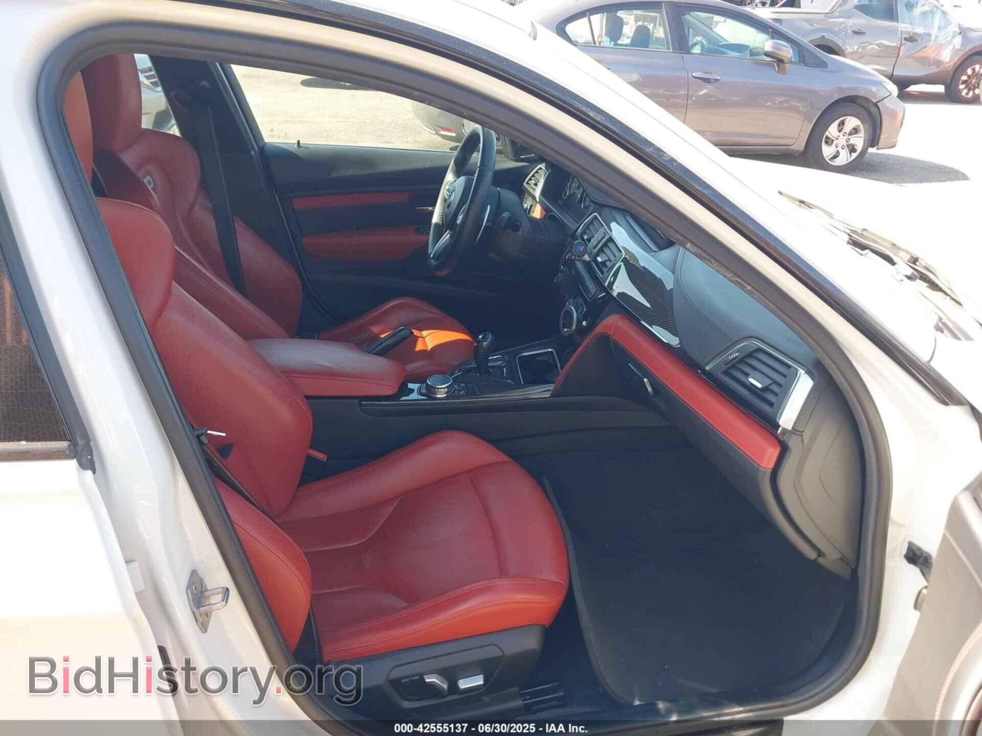 2017 BMW M3 - VIN: WBS8M9C57H5G83831 - Фото 5