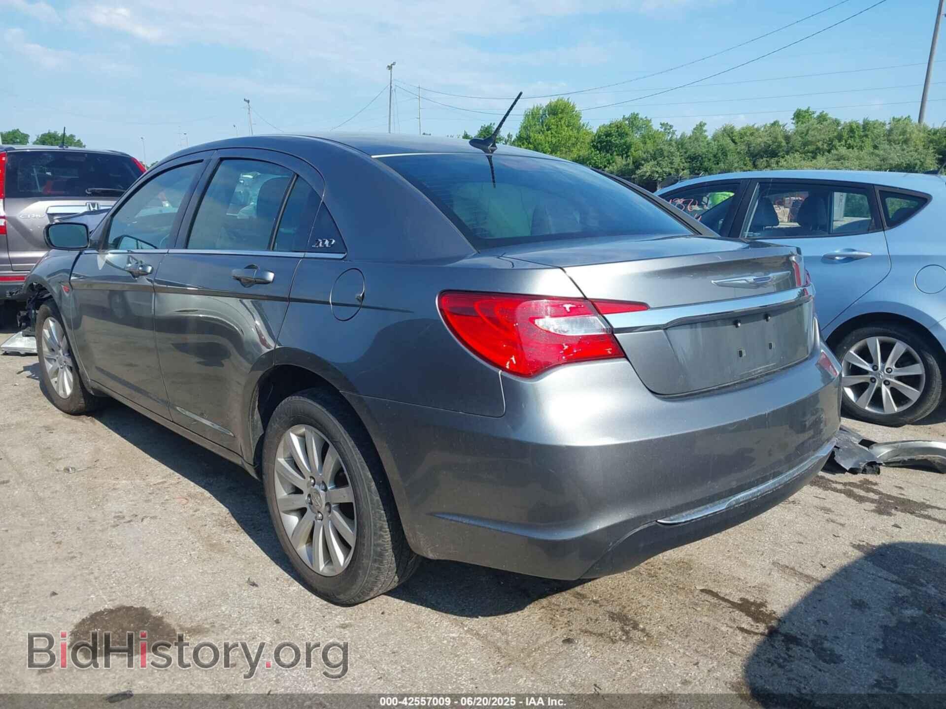 2013 CHRYSLER 200 - VIN: 1C3CCBBB3DN649562 - Фото 3