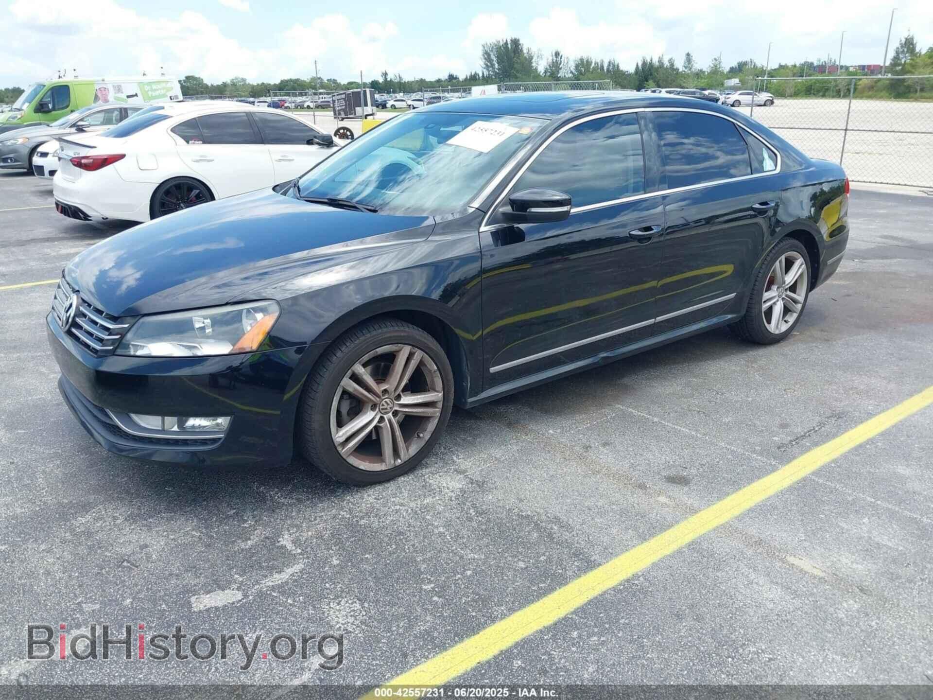 2015 VOLKSWAGEN PASSAT - VIN: 1VWCS7A37FC024731 - Фото 2