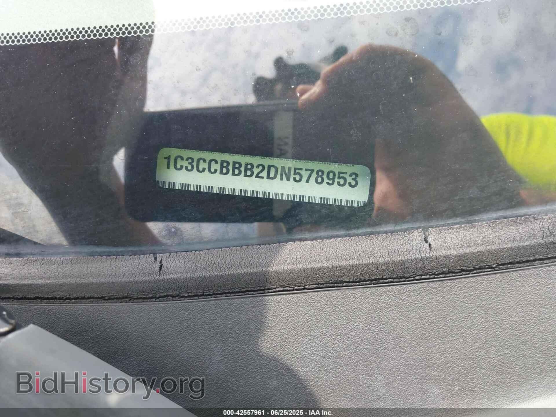 2013 CHRYSLER 200 - VIN: 1C3CCBBB2DN578953 - Фото 9