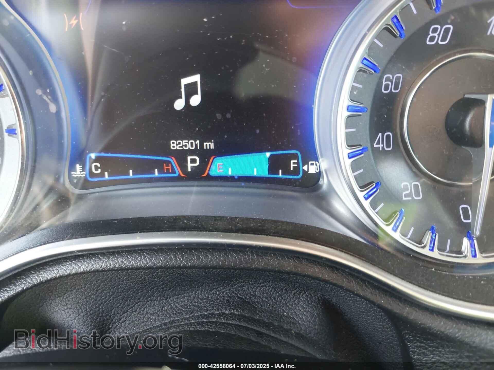 2019 CHRYSLER 300 - VIN: 2C3CCAEG3KH613314 - Фото 7