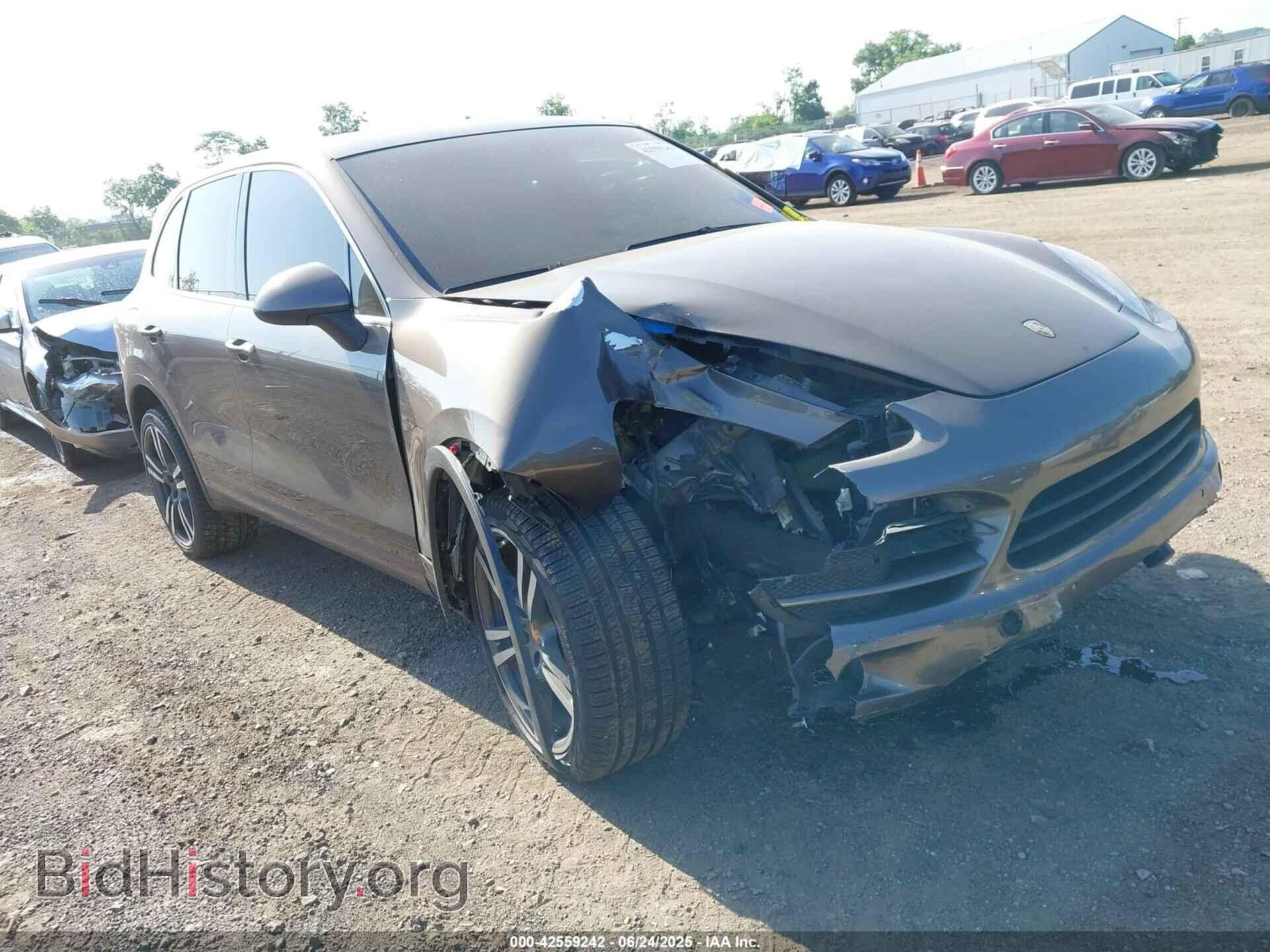 Photo WP1AA2A26BLA09038 - PORSCHE CAYENNE 2011