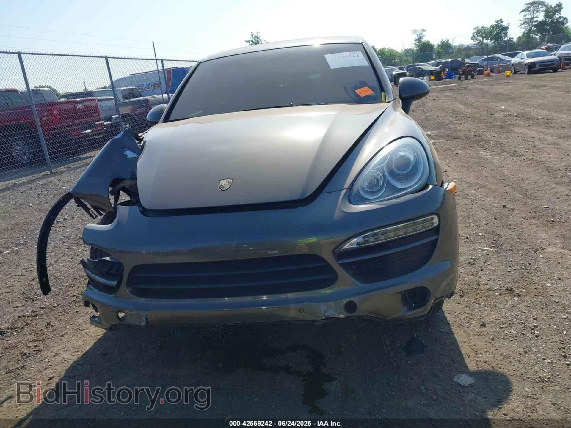 2011 PORSCHE CAYENNE - VIN: WP1AA2A26BLA09038 - Фото 13