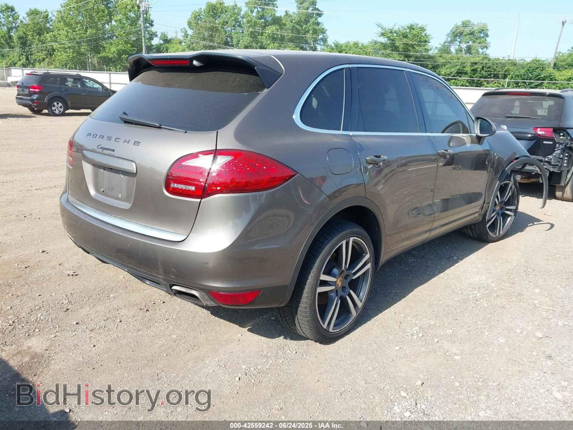 2011 PORSCHE CAYENNE - VIN: WP1AA2A26BLA09038 - Фото 4