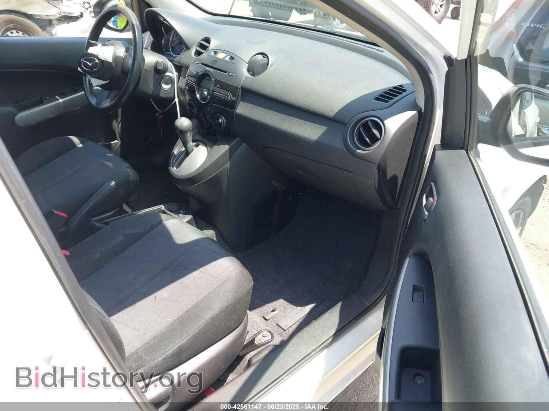 2014 MAZDA MAZDA2 - VIN: JM1DE1KZ8E0186057 - Фото 5