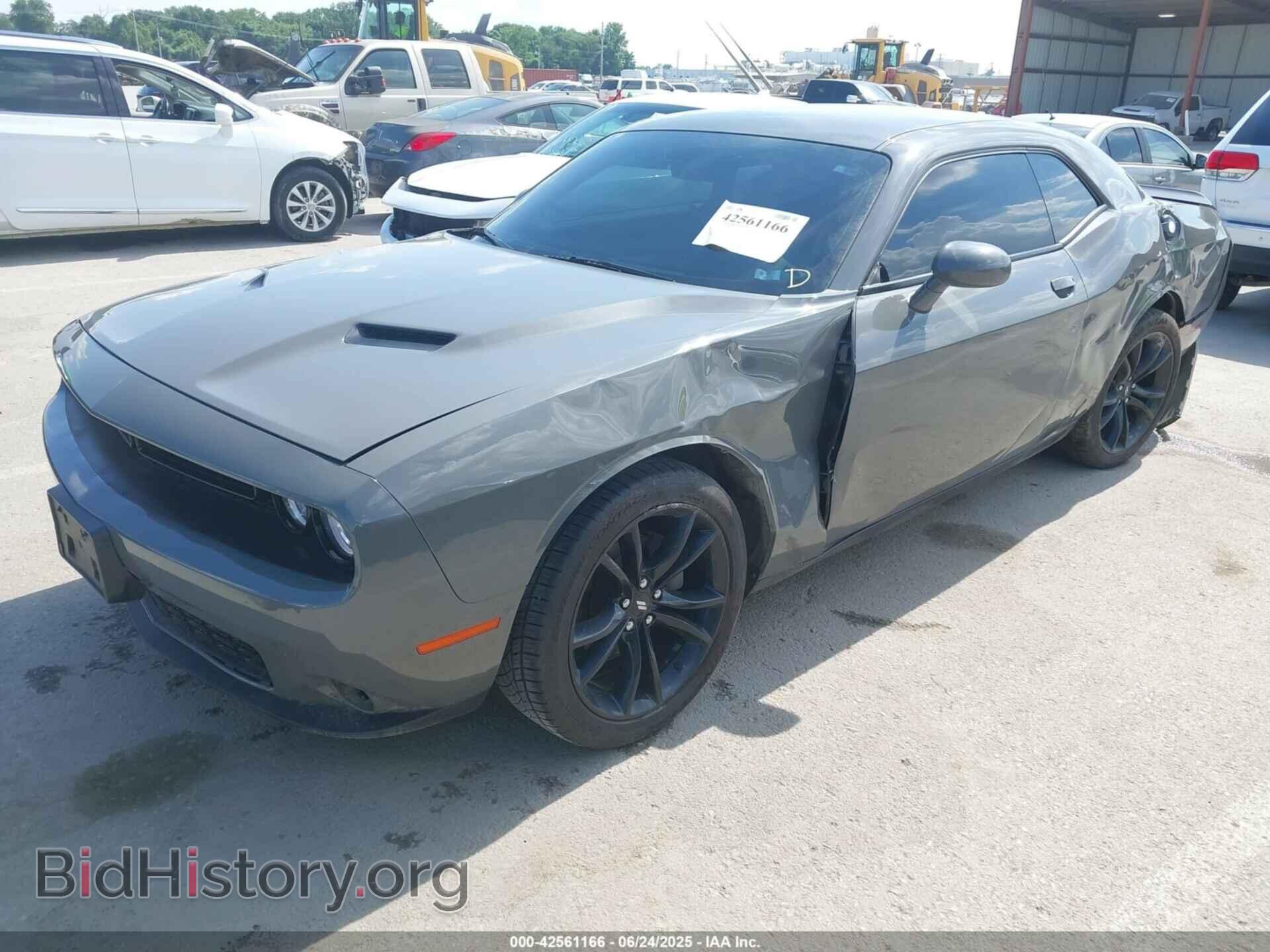 2018 DODGE CHALLENGER - VIN: 2C3CDZAG4JH142063 - Photo 2