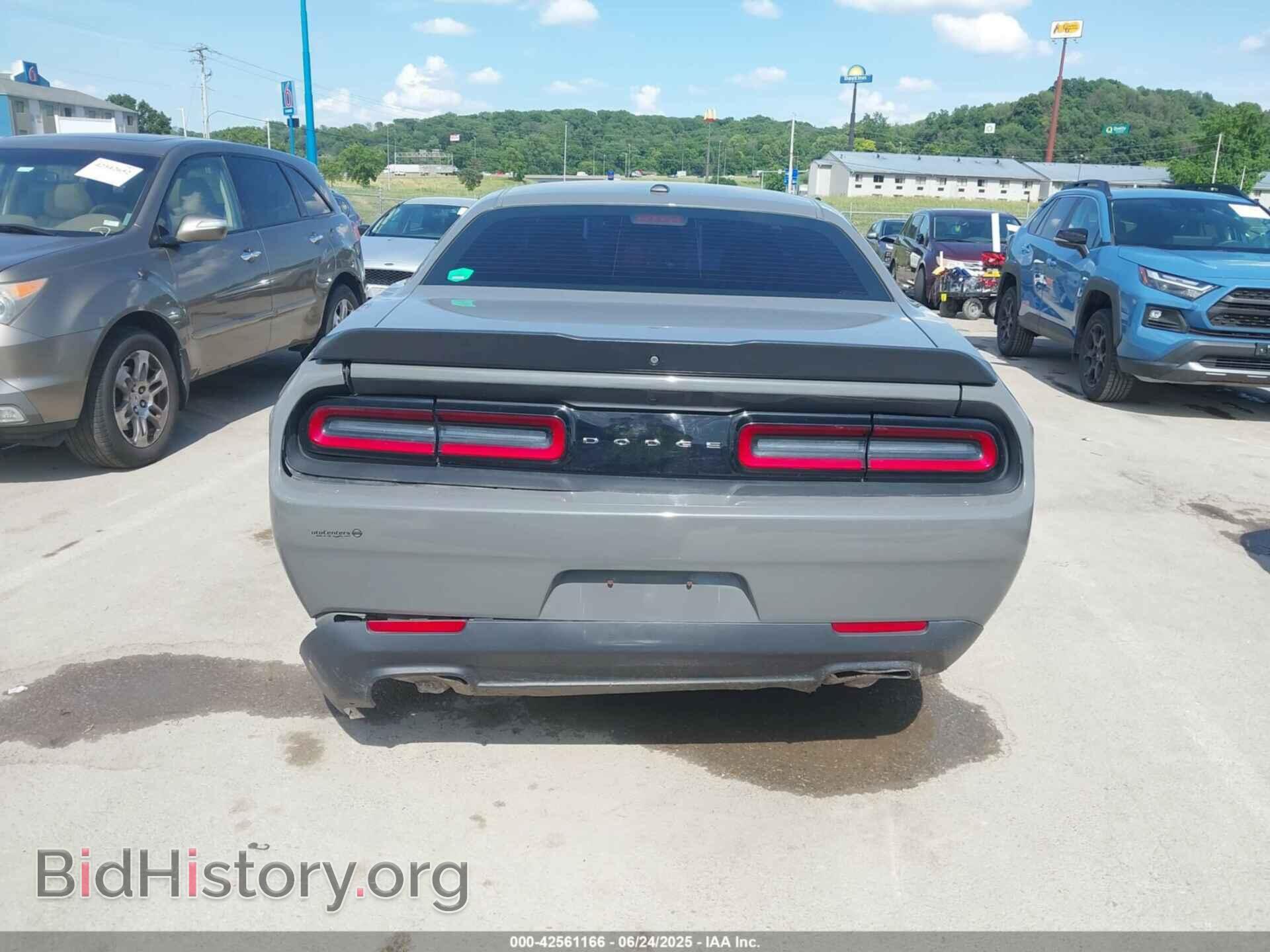 2018 DODGE CHALLENGER - VIN: 2C3CDZAG4JH142063 - Photo 16