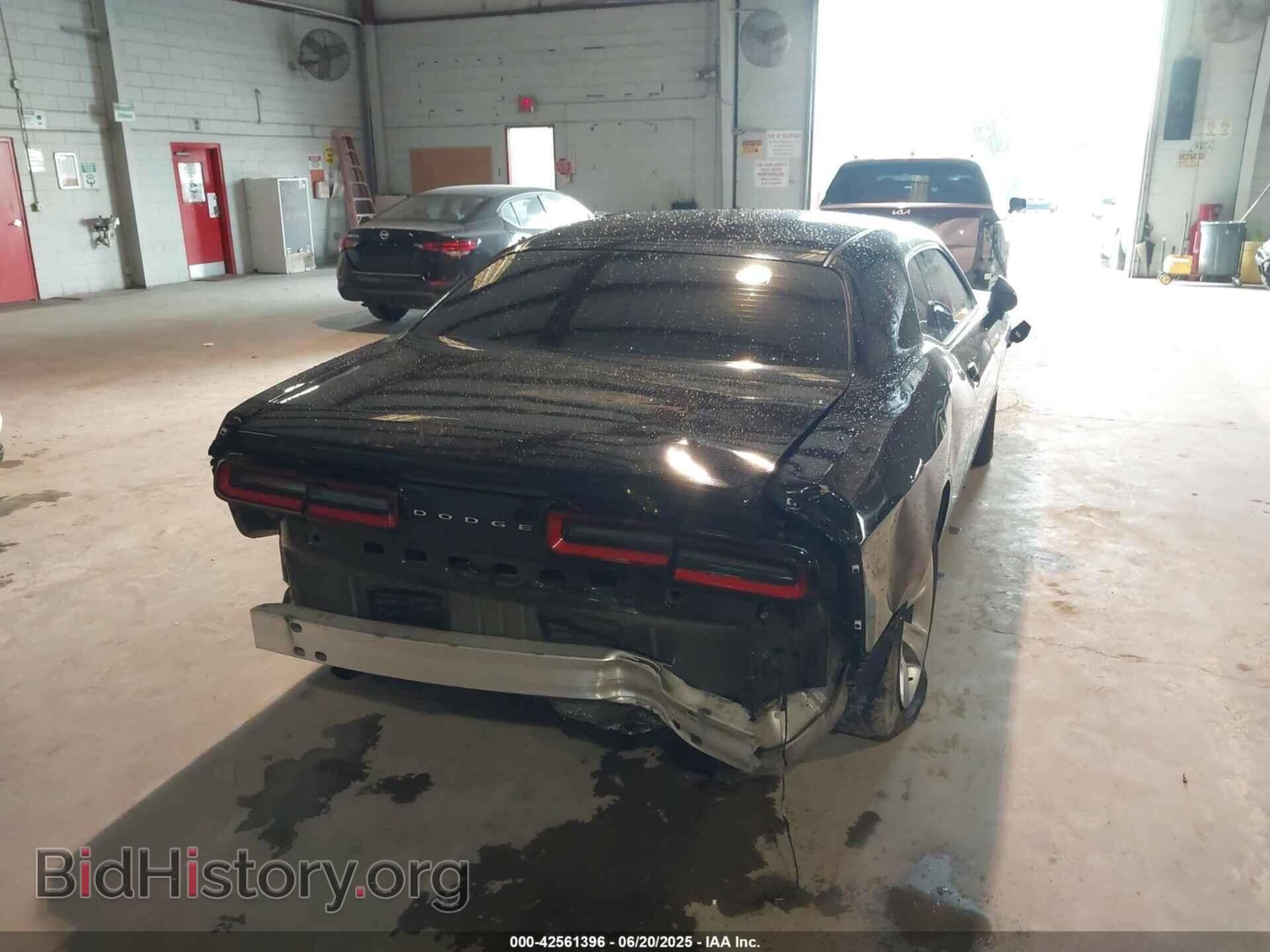 2017 DODGE CHALLENGER - VIN: 2C3CDZAG4HH573190 - Фото 6