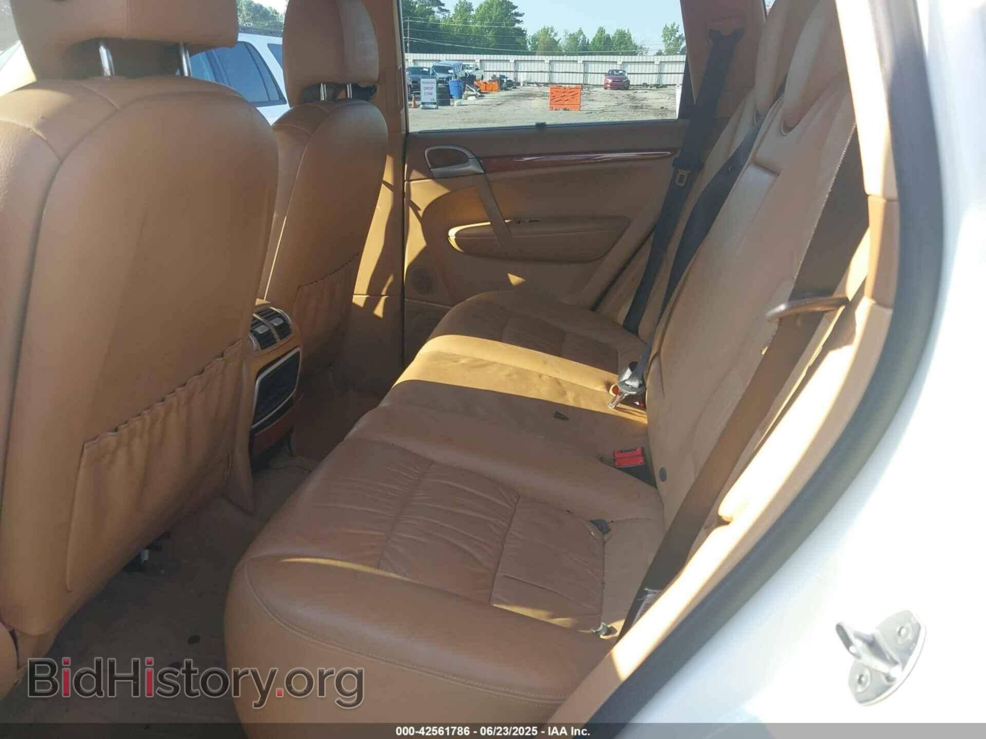 2009 PORSCHE CAYENNE - VIN: WP1AA29P79LA03940 - Фото 8