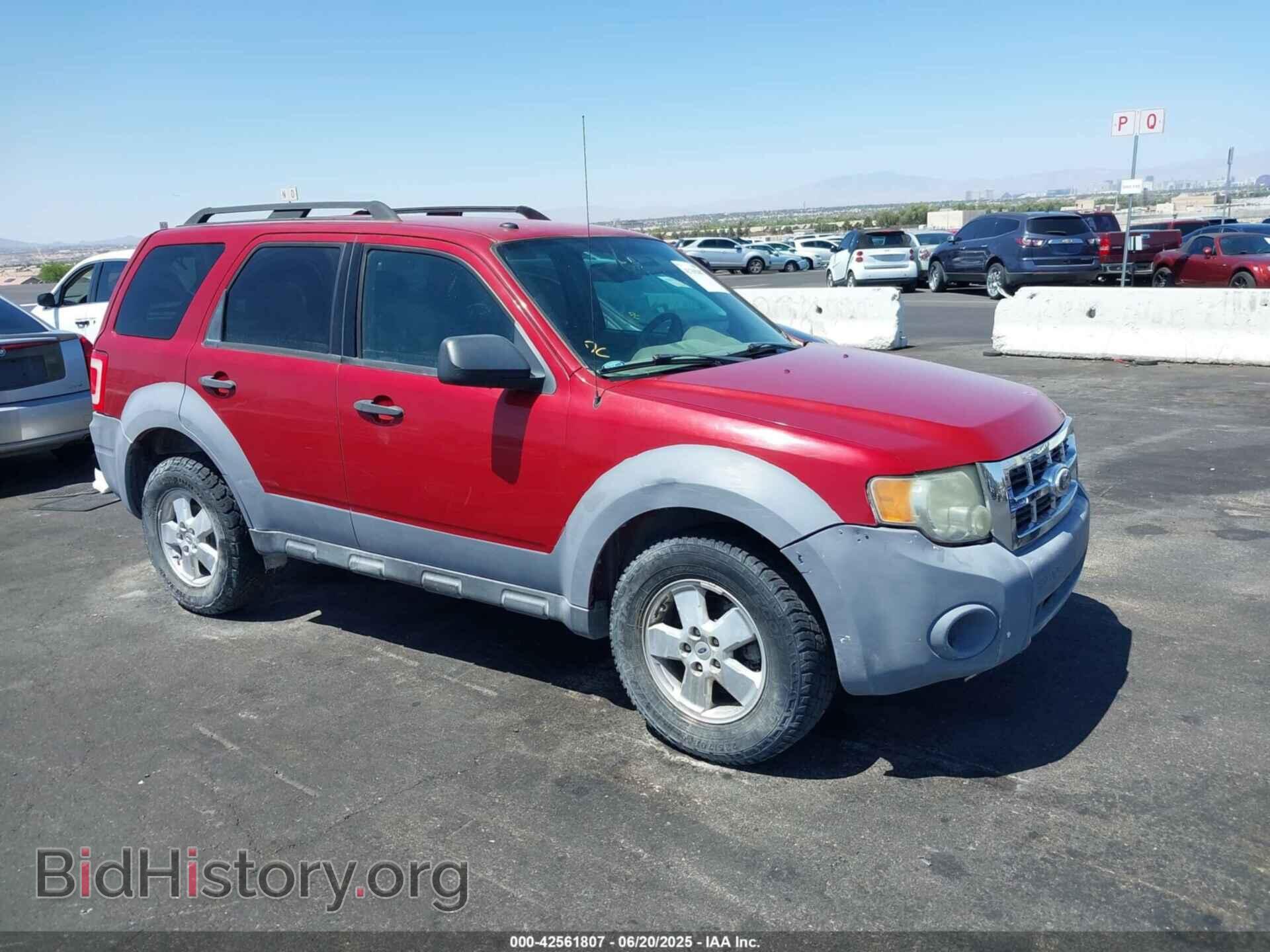 Photo 1FMCU9D78BKB78917 - FORD ESCAPE 2011