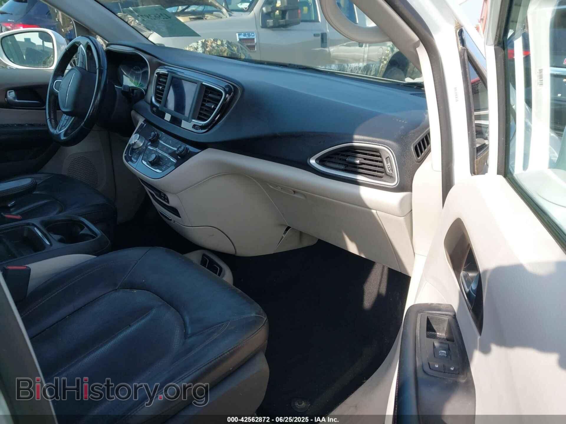 2019 CHRYSLER PACIFICA - VIN: 2C4RC1BG5KR700541 - Photo 5