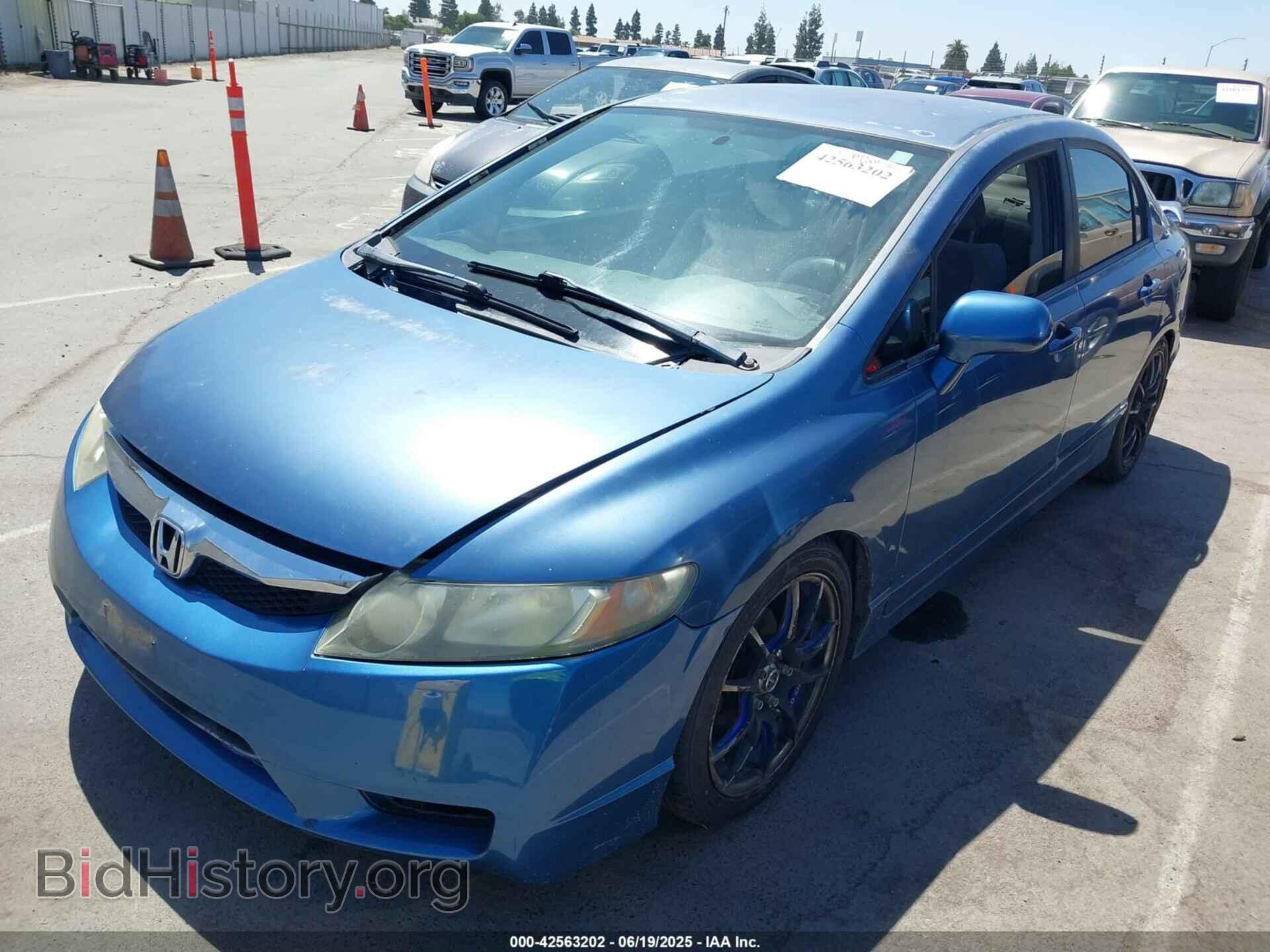 2009 HONDA CIVIC - VIN: 19XFA16529E010775 - Фото 2