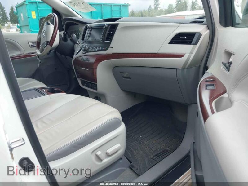 2014 Toyota SIENNA (VIN 5TDDK3DC1ES076946) — photo 5 of 16