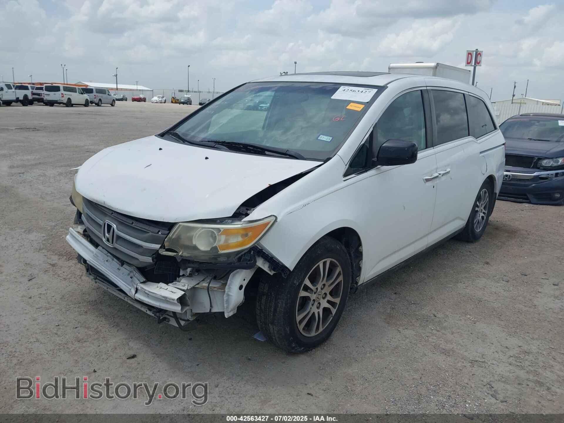 2011 HONDA ODYSSEY - VIN: 5FNRL5H68BB071018 - Фото 2