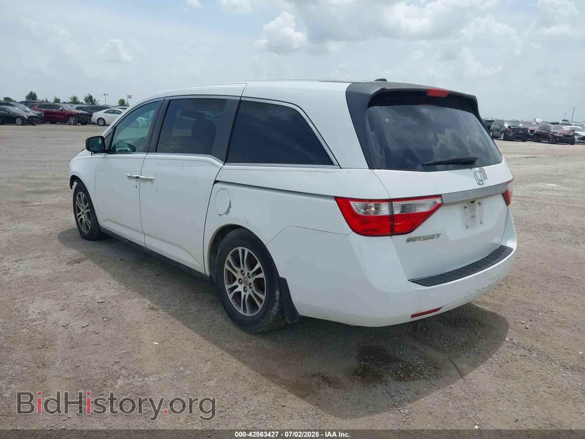 2011 HONDA ODYSSEY - VIN: 5FNRL5H68BB071018 - Фото 3