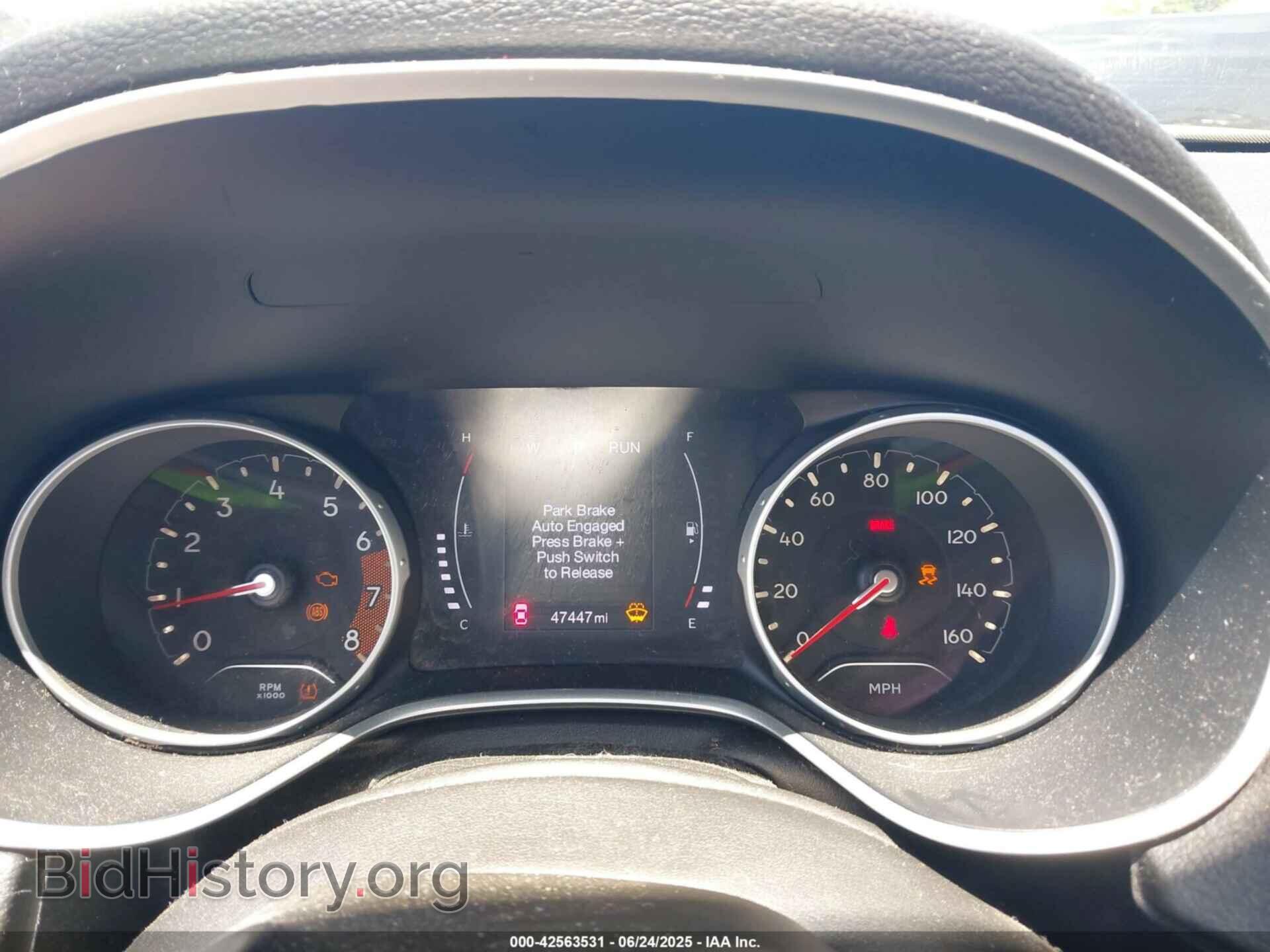 2018 JEEP COMPASS - VIN: 3C4NJCBB1JT338496 - Фото 7