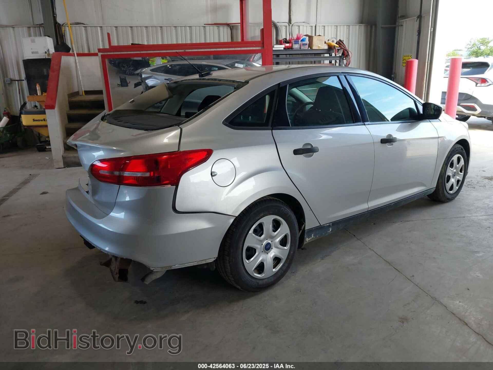 2017 FORD FOCUS - VIN: 1FADP3E22HL221723 - Фото 4