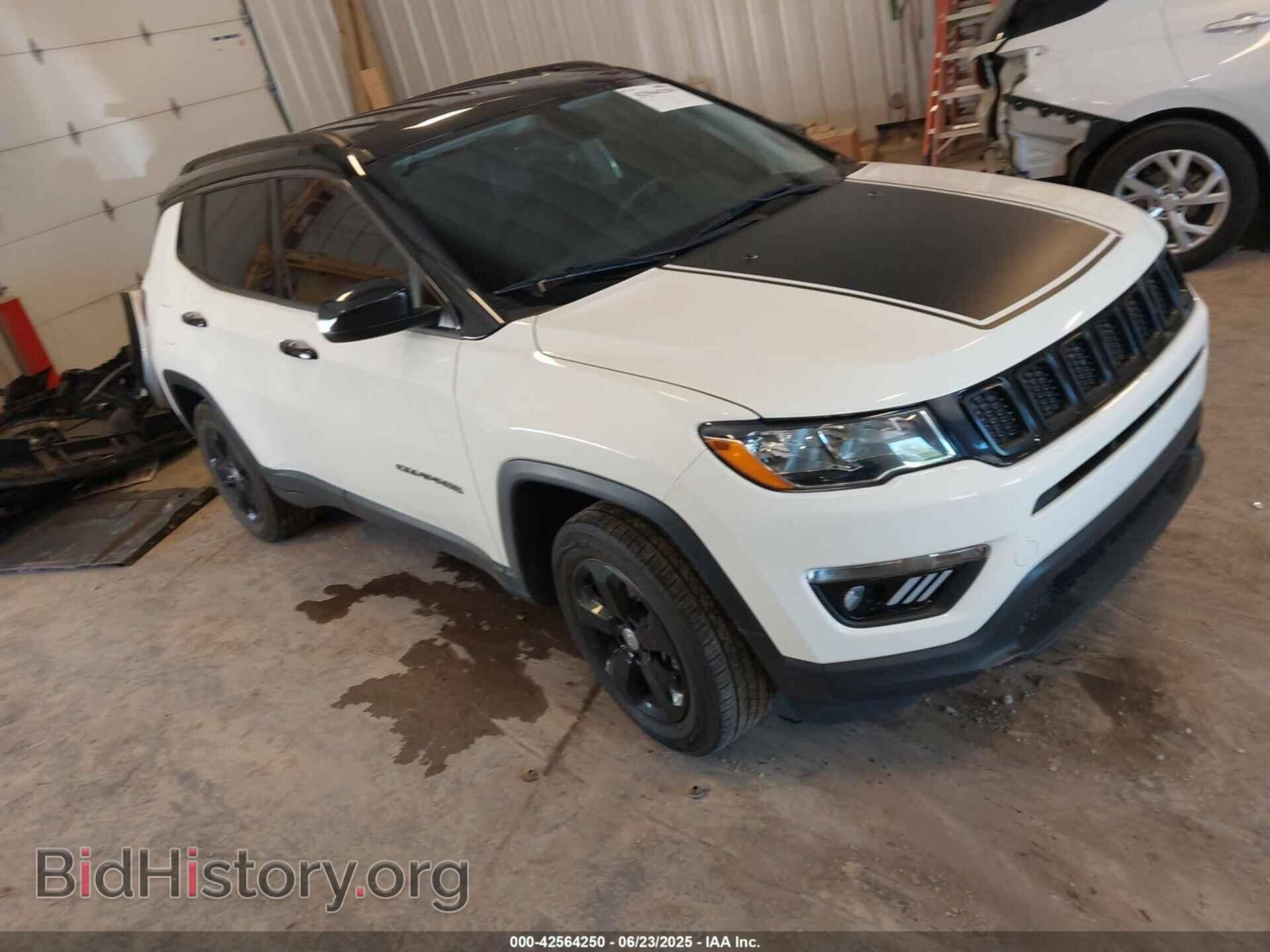 Photo 3C4NJDBBXJT349731 - JEEP COMPASS 2018