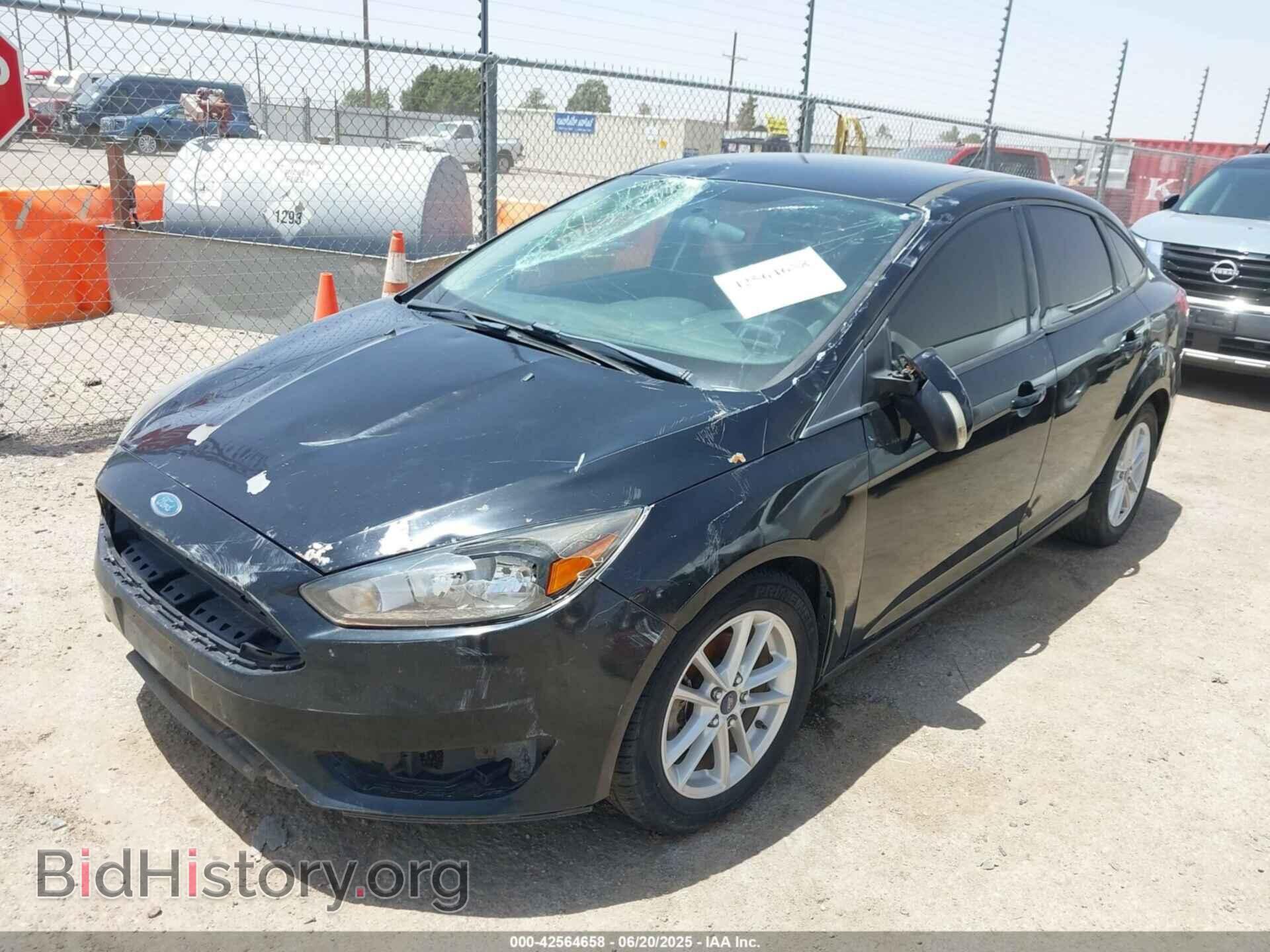 2017 FORD FOCUS - VIN: 1FADP3F24HL229787 - Фото 2
