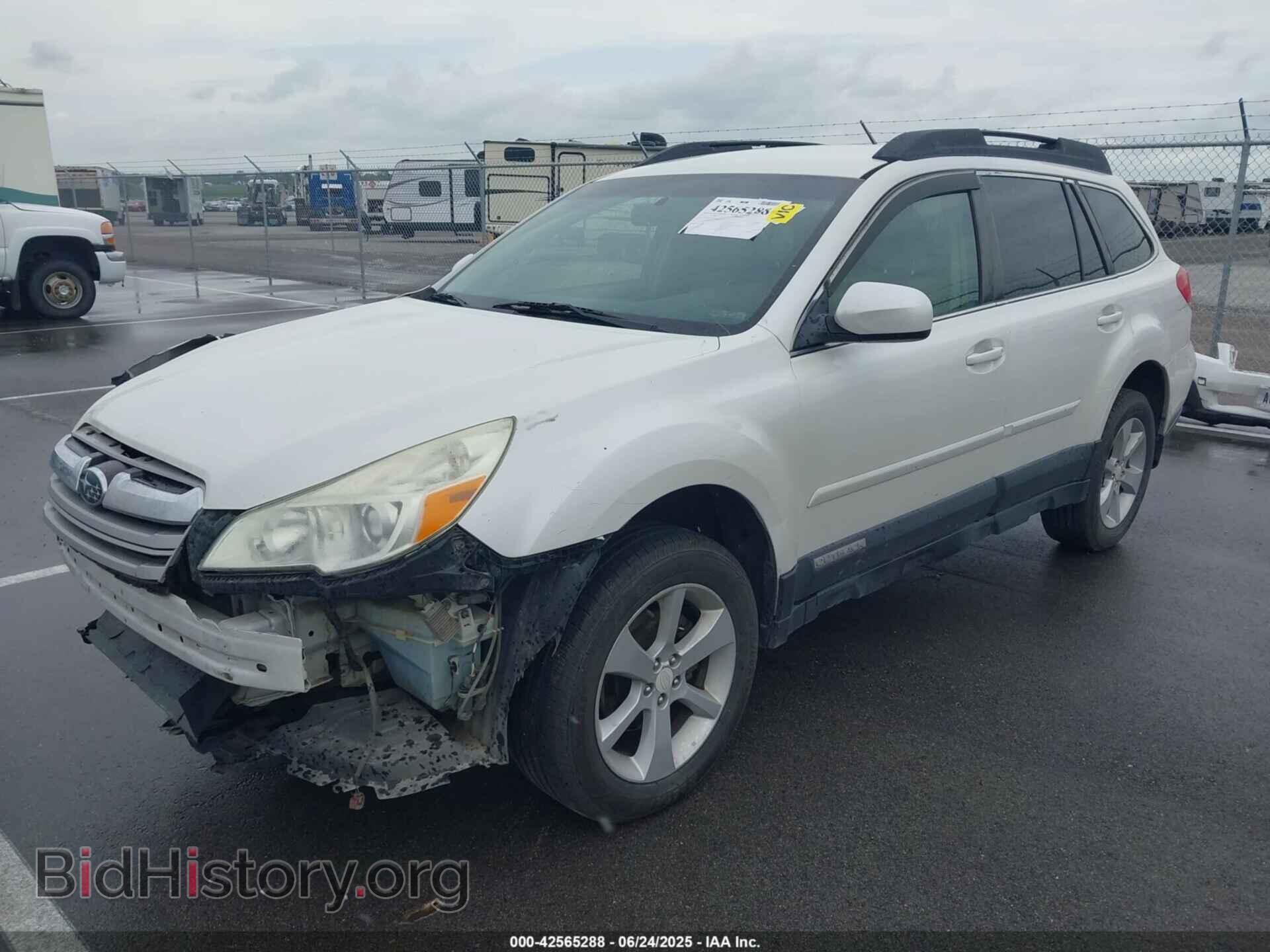 2014 SUBARU OUTBACK - VIN: 4S4BRBCC9E3311234 - Фото 2