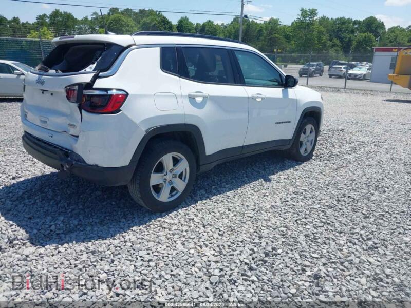 2022 Jeep COMPASS (VIN 3C4NJDBB6NT175579) — фото 4 из 16