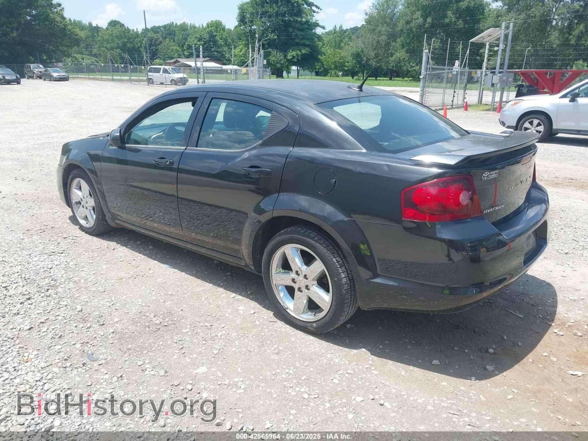 2011 DODGE AVENGER - VIN: 1B3BD2FG2BN524481 - Фото 3